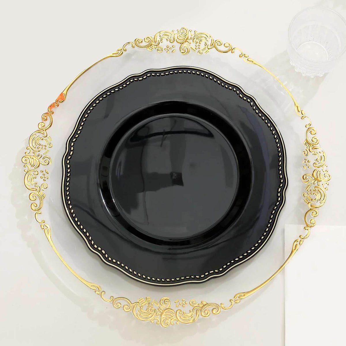 10-Pack Plastic 10" Dinner Plates in Black with Gold Scalloped Rim - Disposable Large Party Plates
