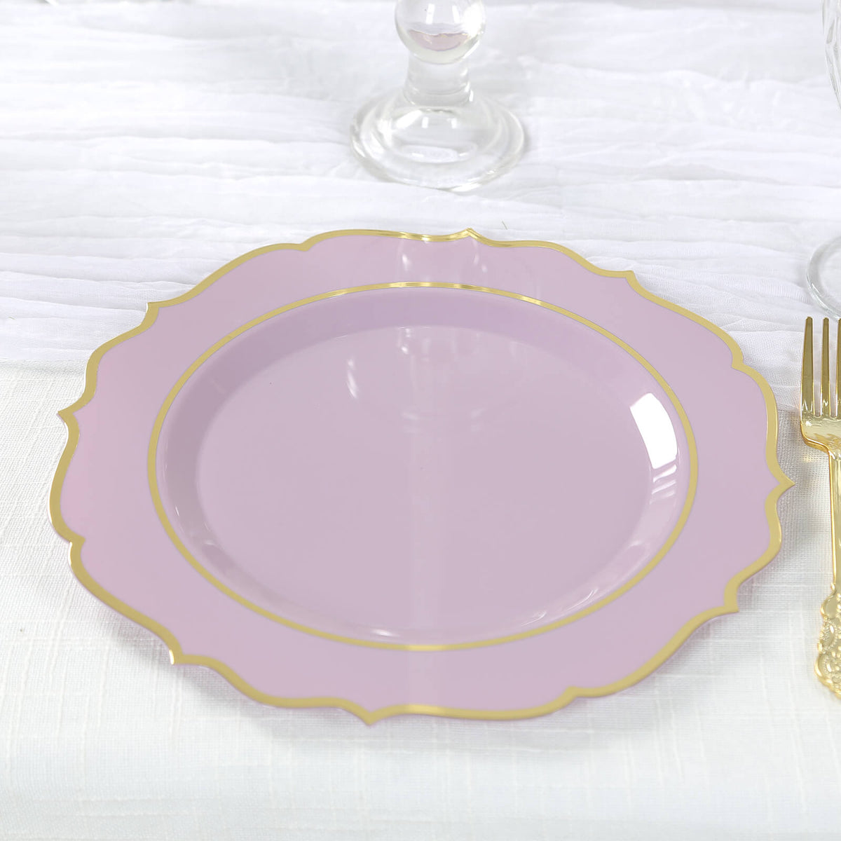 10-Pack Plastic 10" Round Dinner Plates in Lavender Lilac with Gold Scalloped Rim - Disposable Party Plates