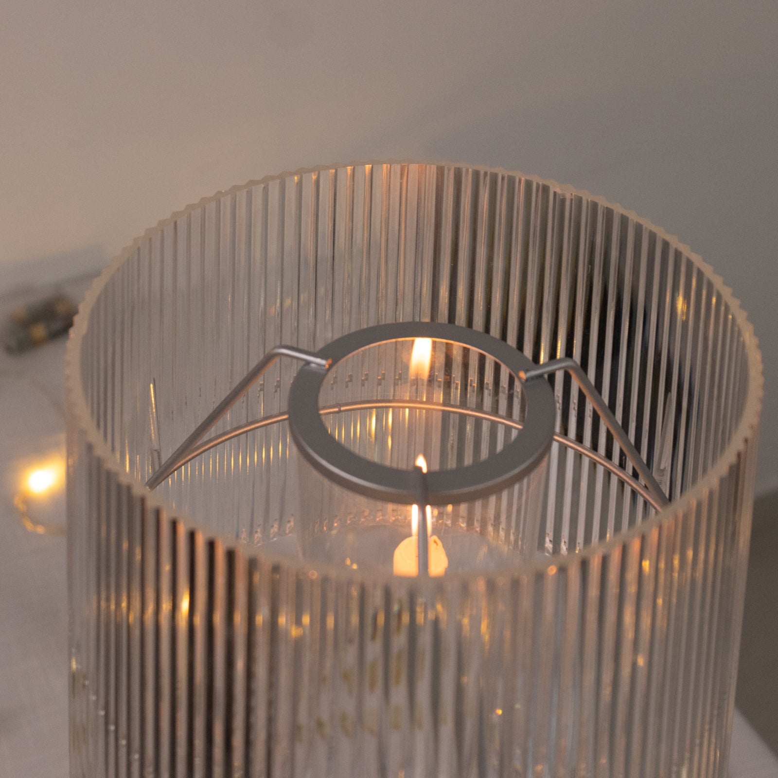 23" Crystal Candle Lamp with Ribbed Shade – Clear Acrylic Column Candle Holder for Tealight & Taper Candles