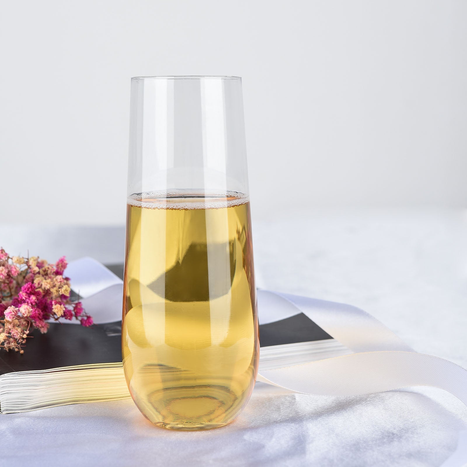 12 Pack Plastic Champagne Glasses in Clear, Reusable Lightweight Champagne Flutes 9oz