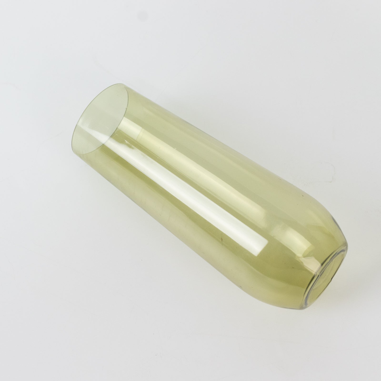 12 Pack Plastic Champagne Glasses in Transparent Dusty Sage Green, Reusable Lightweight Champagne Flutes 9oz