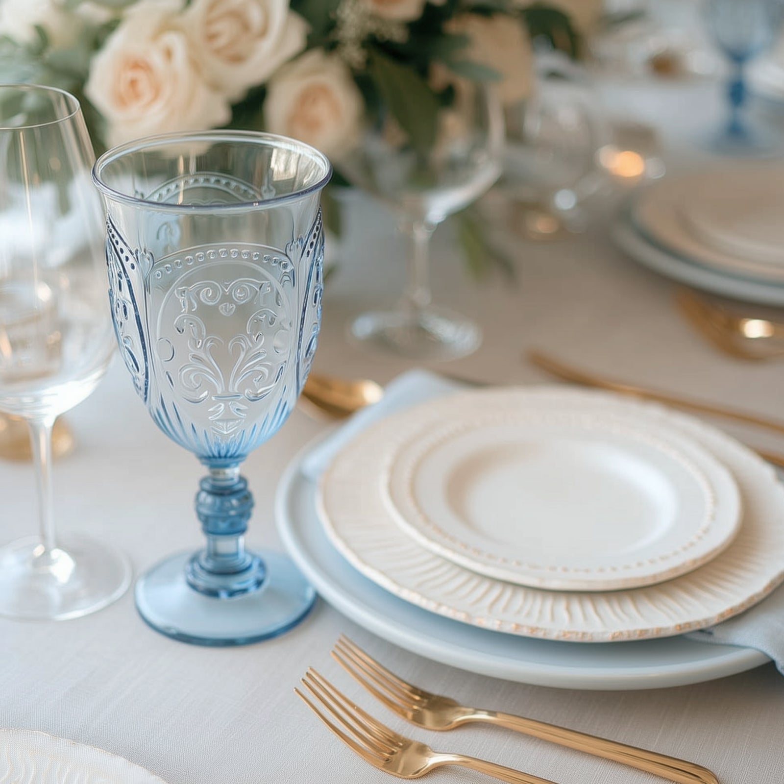 24-Pack Plastic Wine Glasses 10oz – Transparent Dusty Blue Vintage Goblets with Retro Embossed Design, Elegant Drinkware - 7" Tall