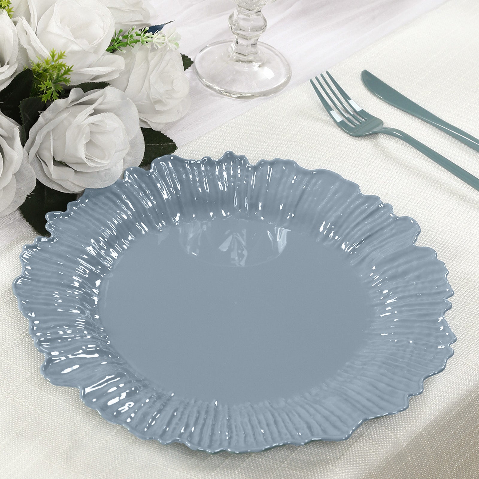 20-Pack 10" Plastic Dinner Plates – Dusty Blue Reef Design Party Plates – Elegant Disposable Tableware