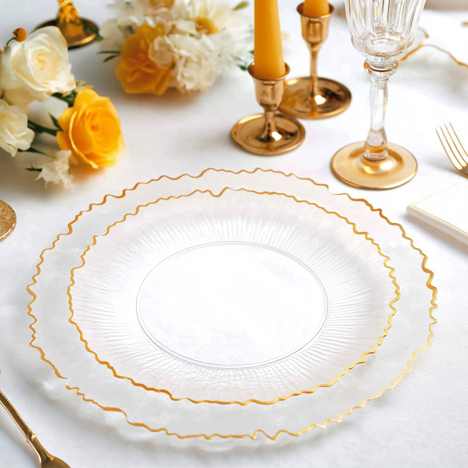20 Pack 7" Plastic Dessert Plates – Clear Reef Design with Gold Rim, Appetizer and Salad Party Plates – Elegant Disposable Tableware