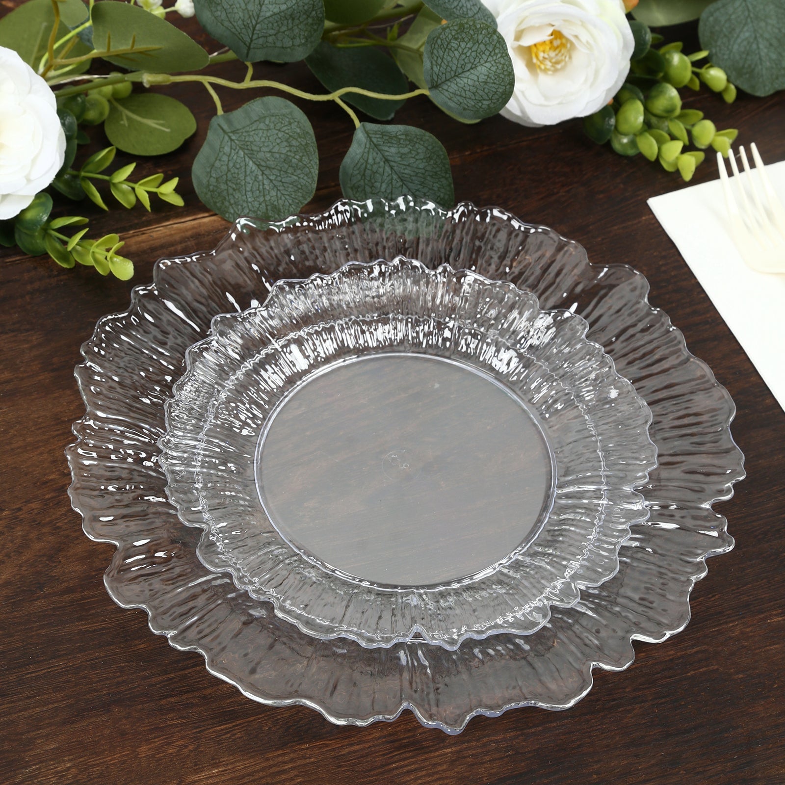 20-Pack 7" Plastic Dessert Plates – Clear Reef Design Appetizer Salad Party Plates – Elegant Disposable Tableware