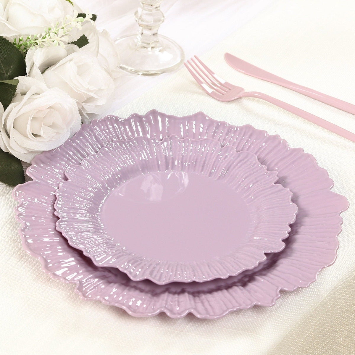 20-Pack 7" Plastic Dessert Plates – Lavender Lilac Reef Design Appetizer Salad Party Plates – Elegant Disposable Tableware