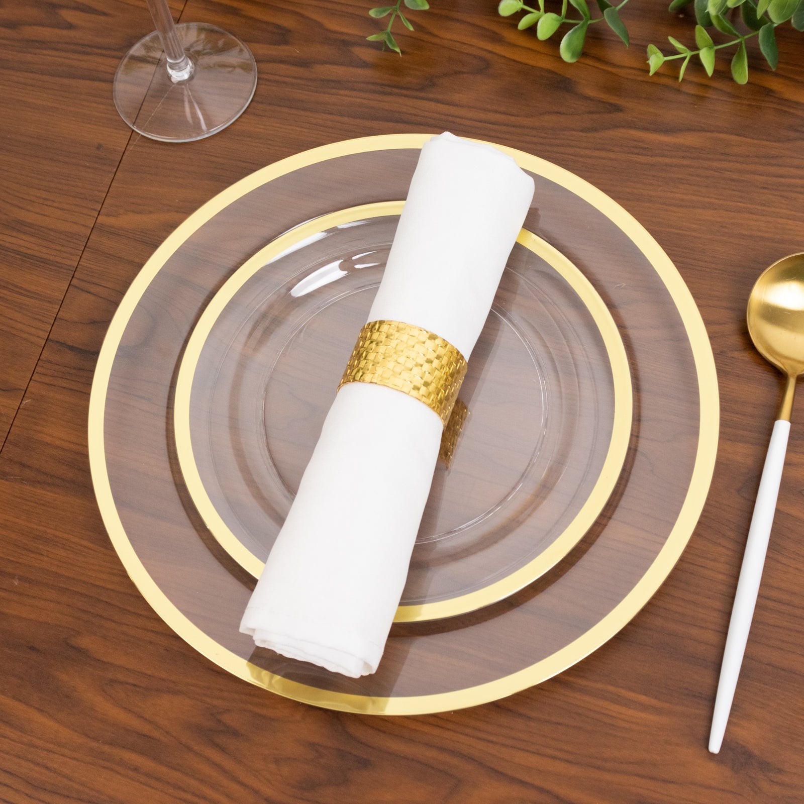 10-Pack Plastic 7" Round Appetizer Plates in Clear with Gold Rim - Sleek Disposable Salad Plates for Banquets & Special Occasions