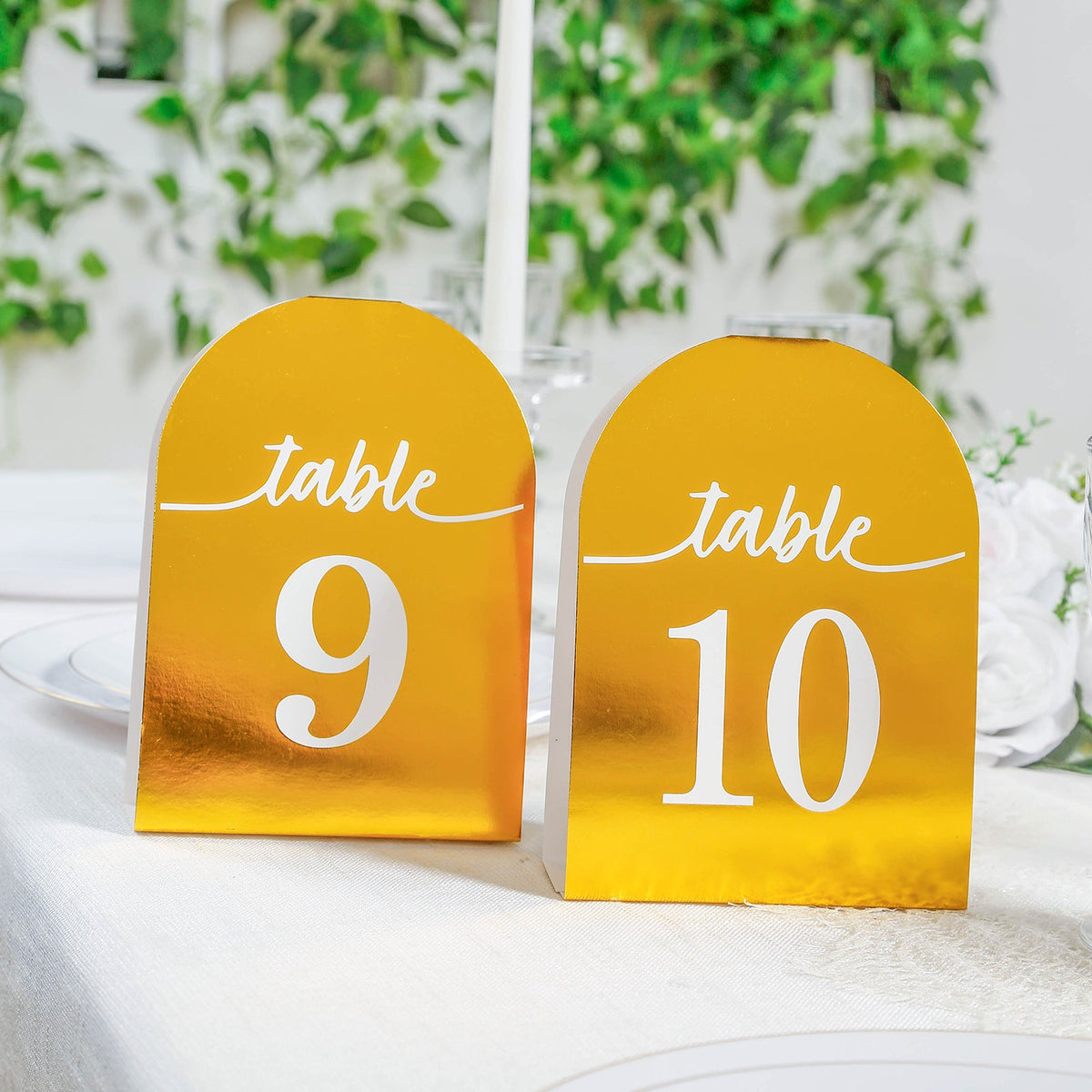 25-Pack 7" Disposable Table Numbers, Metallic Gold Free Standing Double Sided Table Number Place Cards with White Numbers 1-25