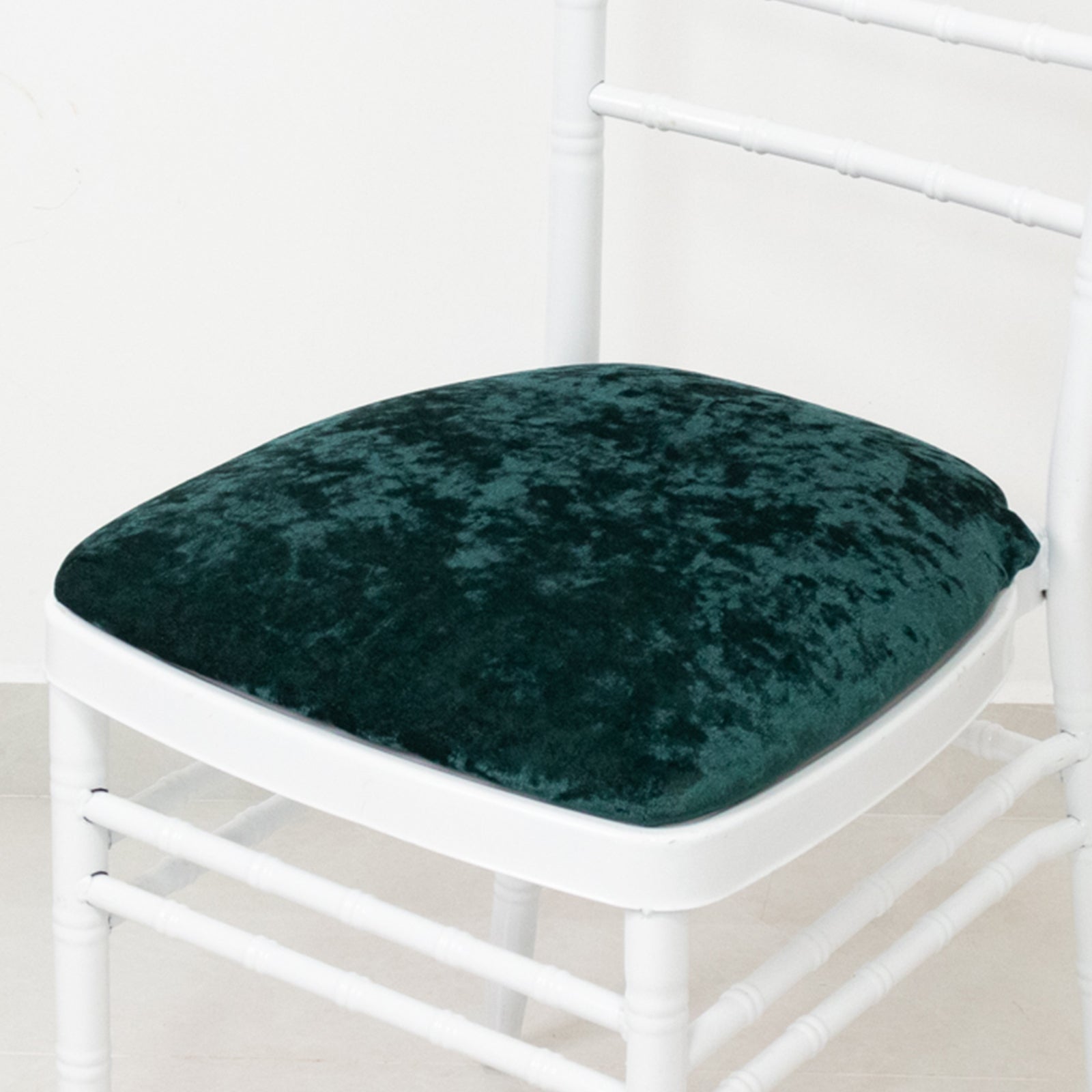 5 Pack Crushed Velvet Seat Pad Covers for Chiavari Chairs – Hunter Emerald Green Fitted Dining Chair Cushion Slipcovers, Washable & Reusable