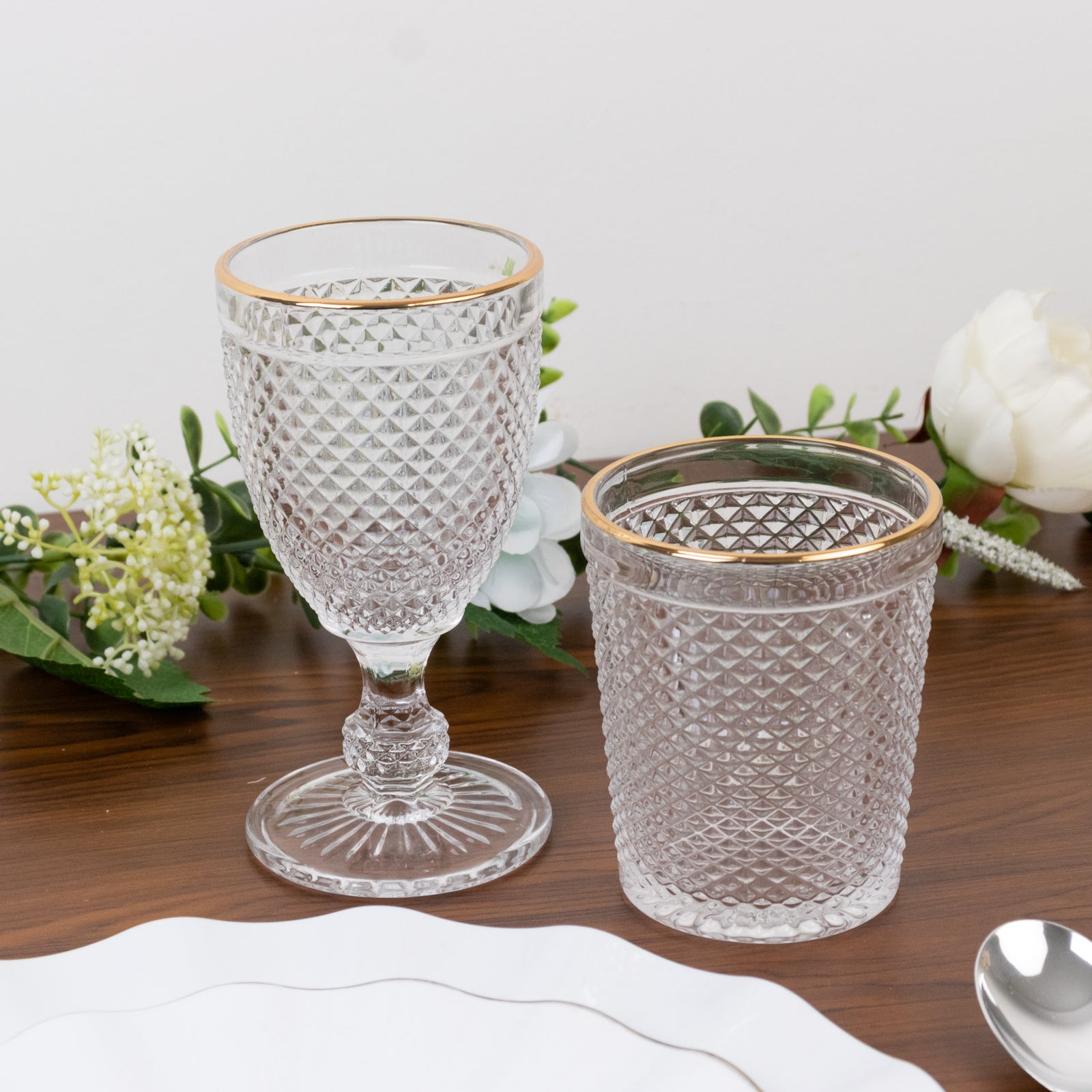 6-Pack Vintage Wine Glasses with Gold Rim and Embossed Diamond Pattern Clear - Crystal 8oz Short Stem Goblets for Cocktails 6"