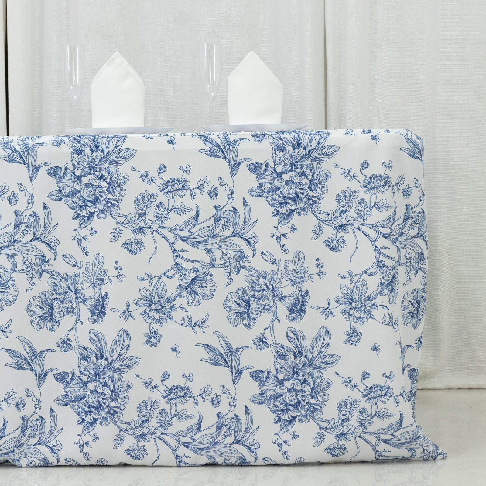 French Toile Fitted Tablecloth 6ft – Blue & White Rectangular Polyester Wrinkle-Resistant Table Cover