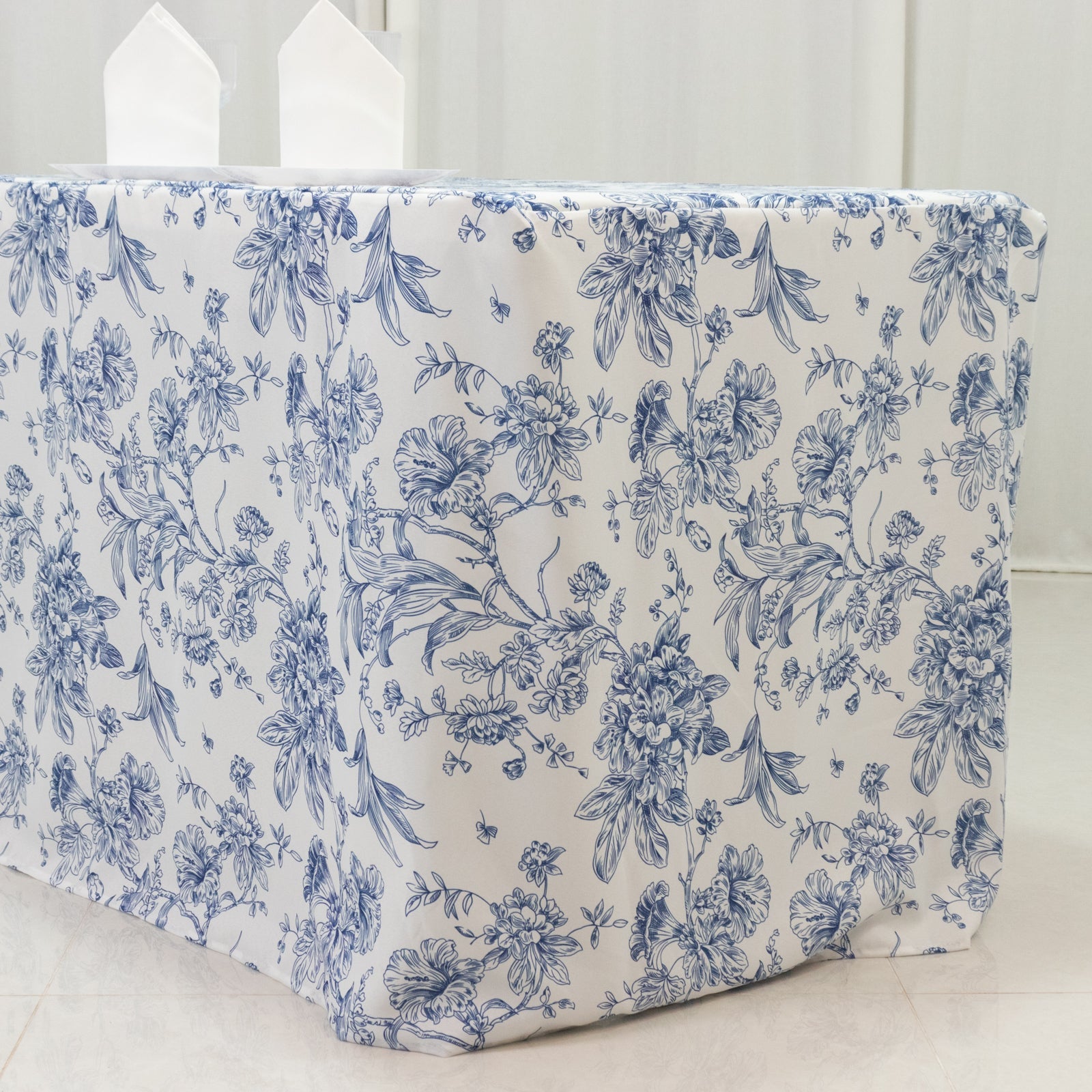 French Toile Fitted Tablecloth 8ft – Blue & White Rectangular Polyester Wrinkle-Resistant Table Cover