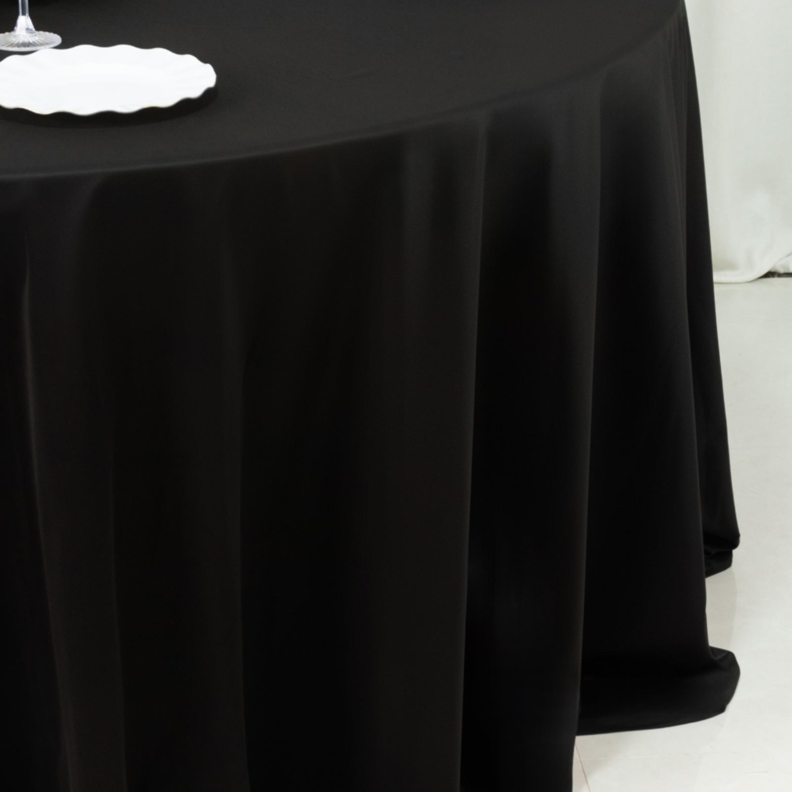 Fire Retardant Scuba Tablecloth – 120" Round Black, Wrinkle Free, Stain Resistant, Seamless Polyester Cover