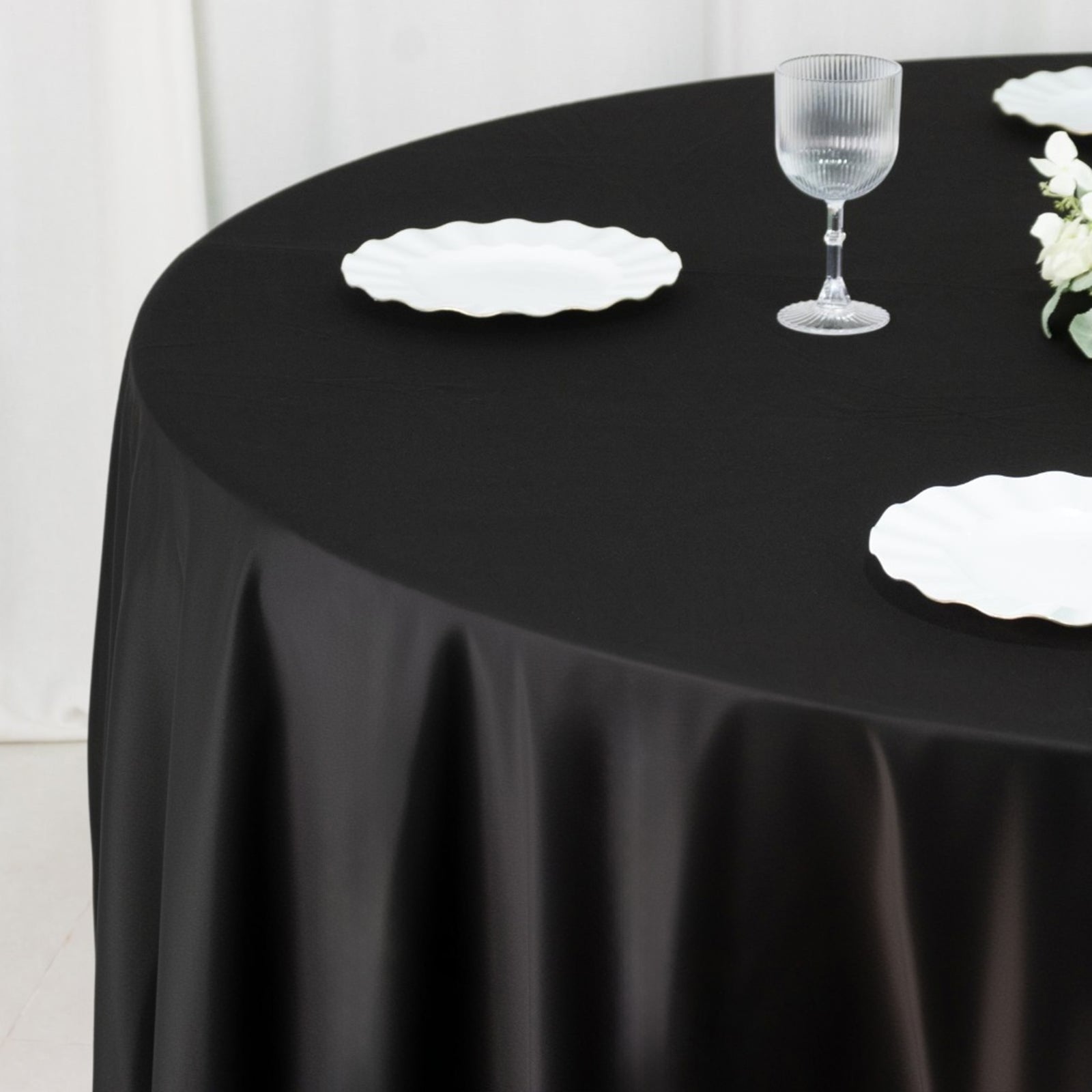 Fire Retardant Scuba Tablecloth – 120" Round Black, Wrinkle Free, Stain Resistant, Seamless Polyester Cover