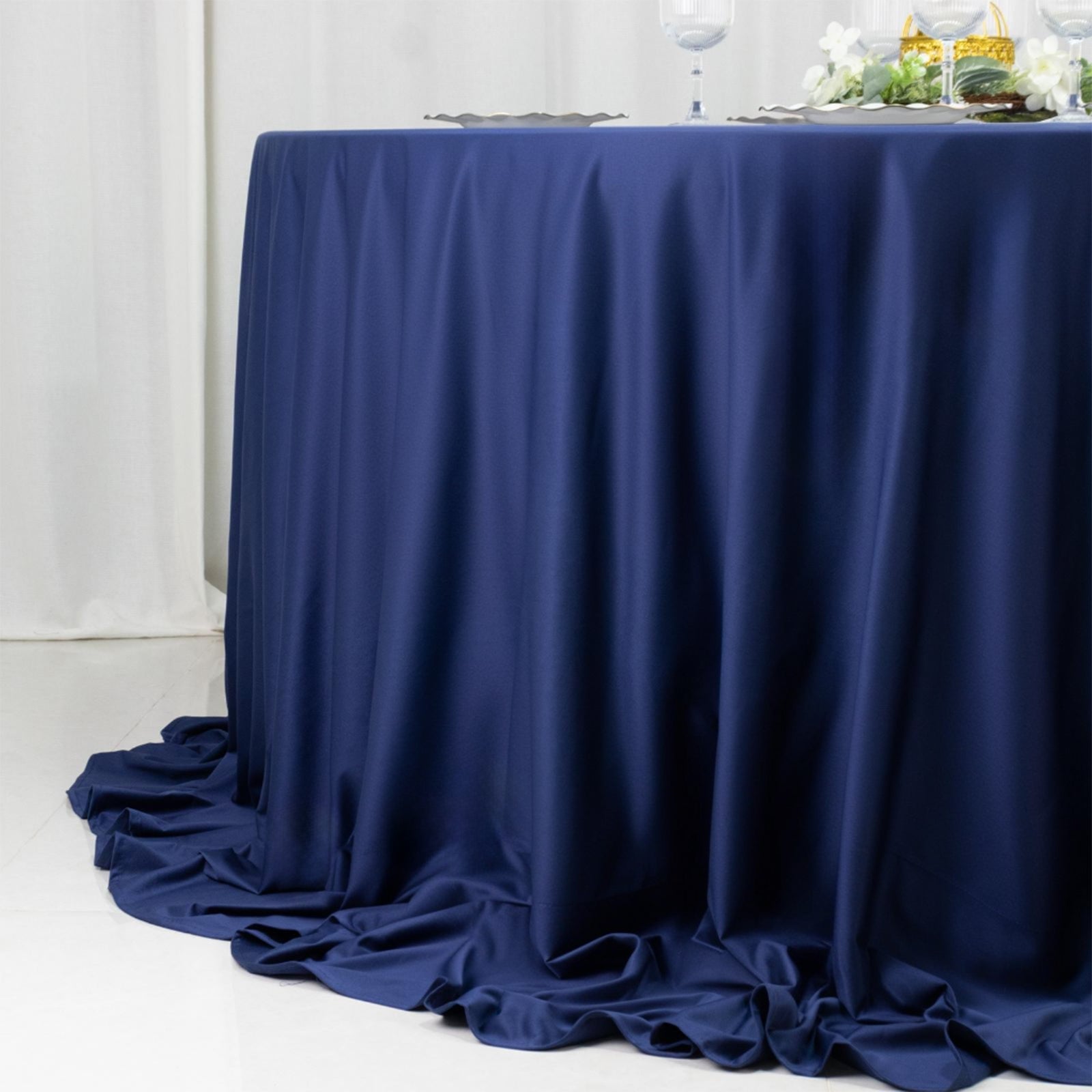 Fire Retardant Scuba Tablecloth – 132" Round Navy Blue, Wrinkle Free, Stain Resistant, Seamless Polyester Cover