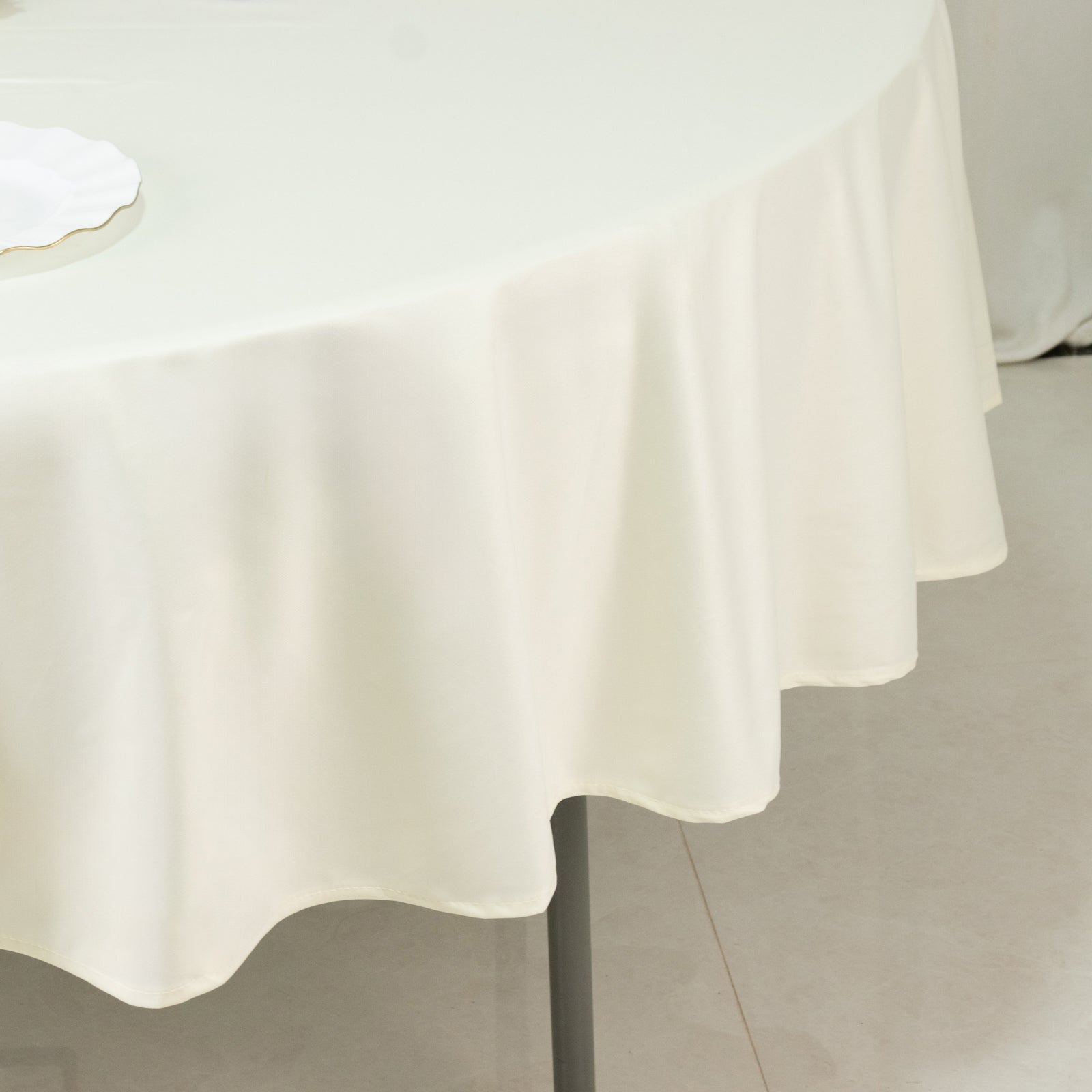 Fire Retardant Scuba Tablecloth – 90" Round Ivory, Wrinkle Free, Stain Resistant Polyester Cover