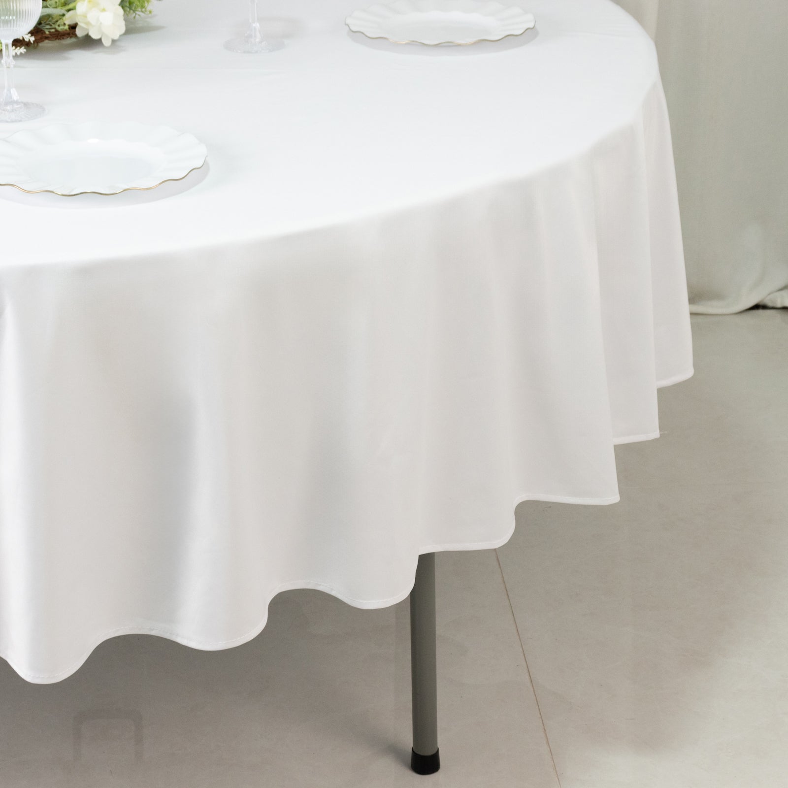 Fire Retardant Scuba Tablecloth – 90" Round White, Wrinkle Free, Stain Resistant Polyester Cover