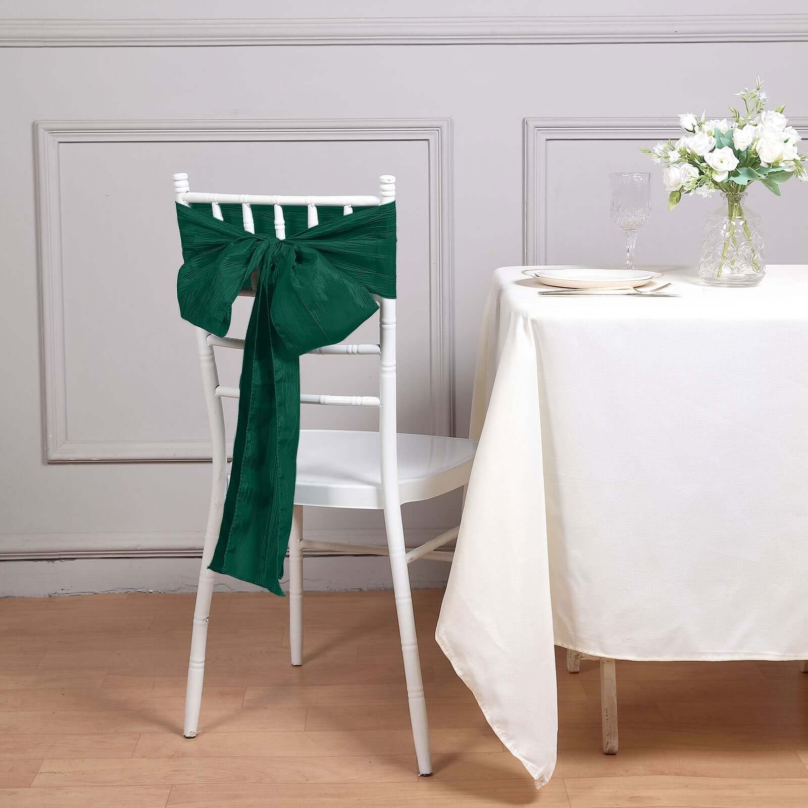 5 Pack Taffeta 6"x106" Chair Sashes Hunter Emerald Green Accordion Crinkle Texture - Stylish Decor for Weddings & Gatherings