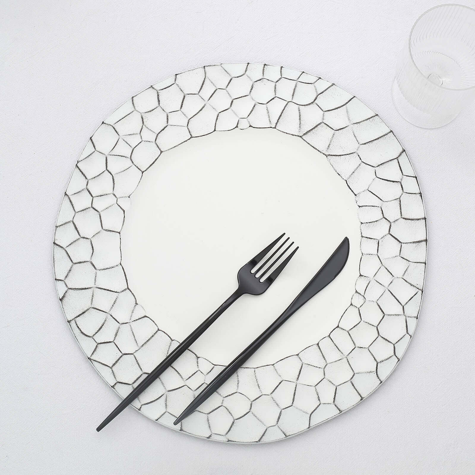 6-Pack Round Charger Plates 13" in White with Hammered Rim, Matte Finish Modern Dinner Charger Tableware