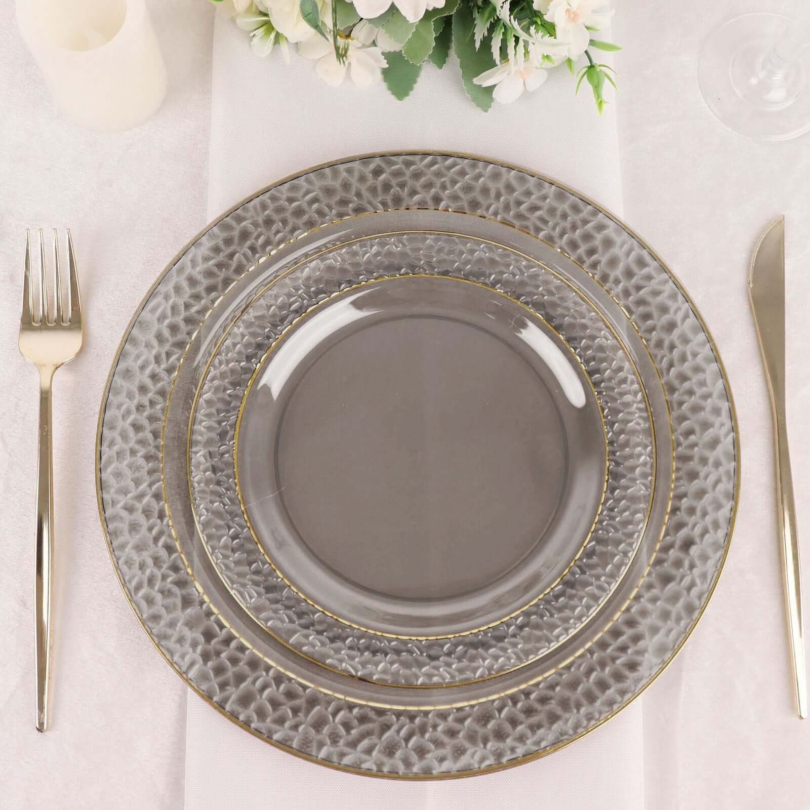 10-Pack Plastic 10" Round Dinner Plates in Opaque Black Hammered Design with Gold Rim - Disposable Party Plates for Chic Banquets & Special Occasions