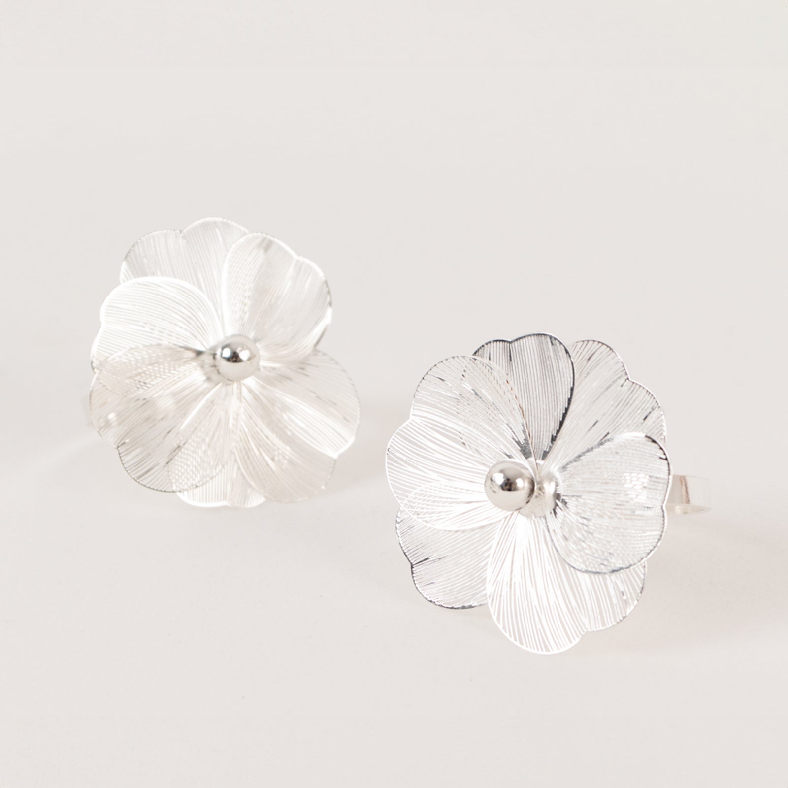 4 Pack Silver Metal Jasmine Flower Napkin Holders with Pearl Center, Decorative Floral Napkin Ring Bands - 2"