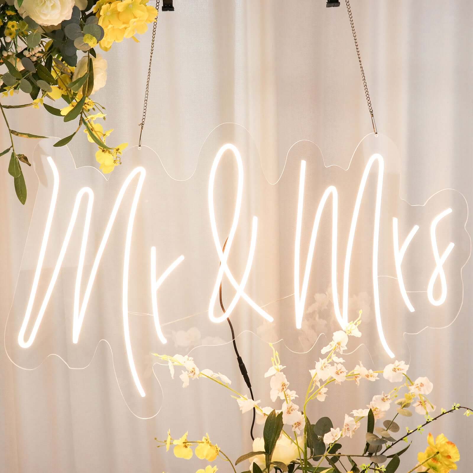33" Mr and Mrs Neon Light Sign, LED Reusable Wall Décor Lights With 5ft Hanging Chain