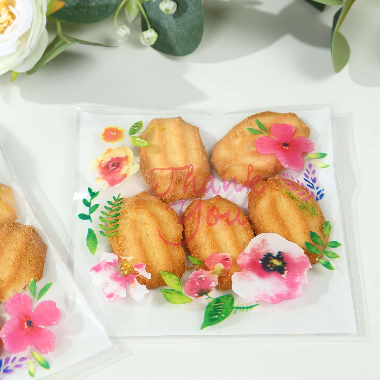 100-Pack PVC Cookie Candy Bags White/Clear - Decorative Self Adhesive Goodie Bags With "Thank You" Print & Floral Accents for Stylish Wedding Birthday Party Favors 6"x7"