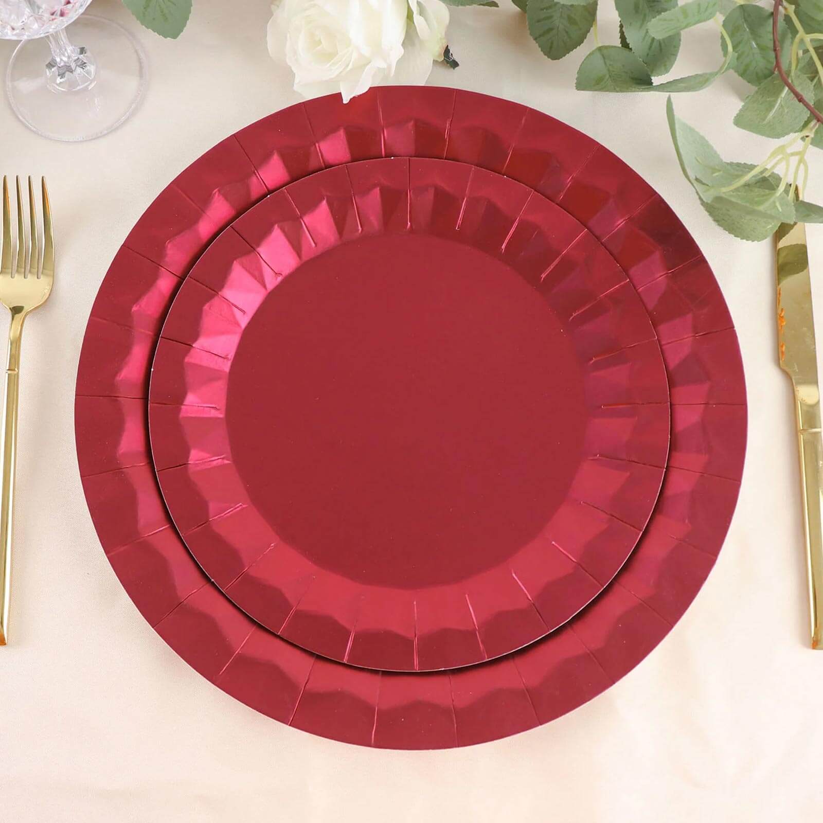 25-Pack Paper 9" Round Dinner Plates in Burgundy with Geometric Prism Rim - Disposable 400GSM Party Plates