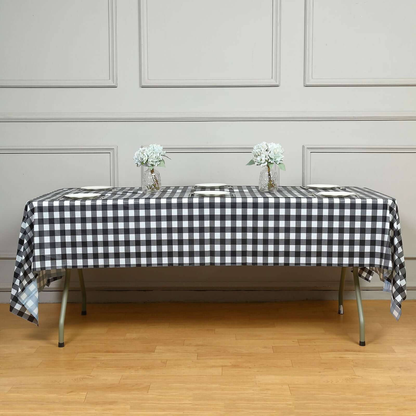 5-Pack Plastic Table Covers Black Checkered Rectangle - Durable PVC Disposable Covers for Events 54"x108"