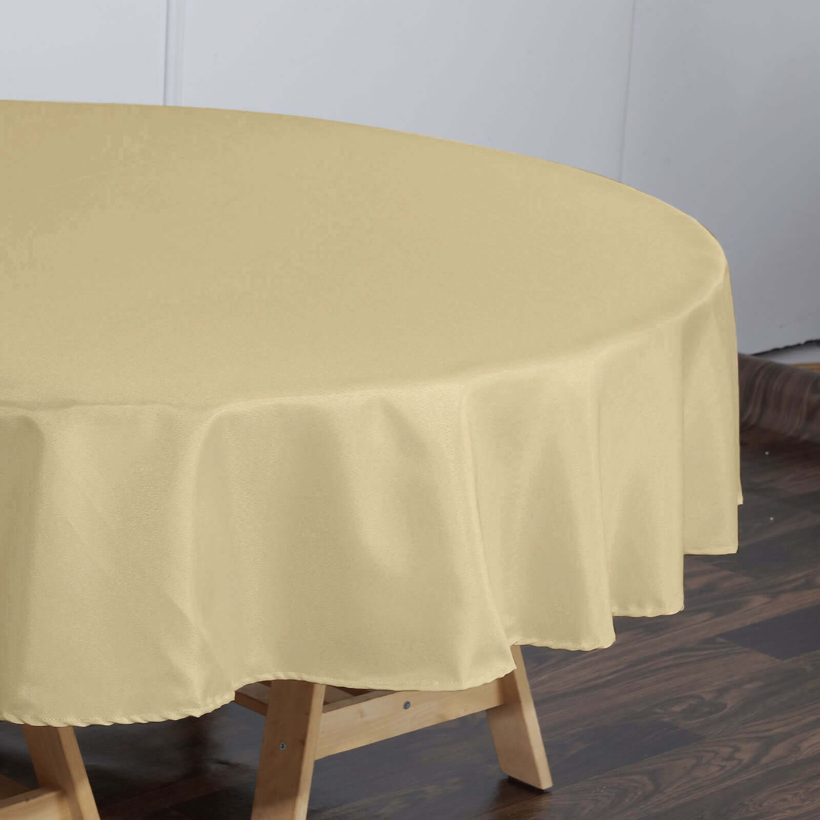 Polyester 90" Round Tablecloth Champagne - Stain & Wrinkle-Resistant Table Cover