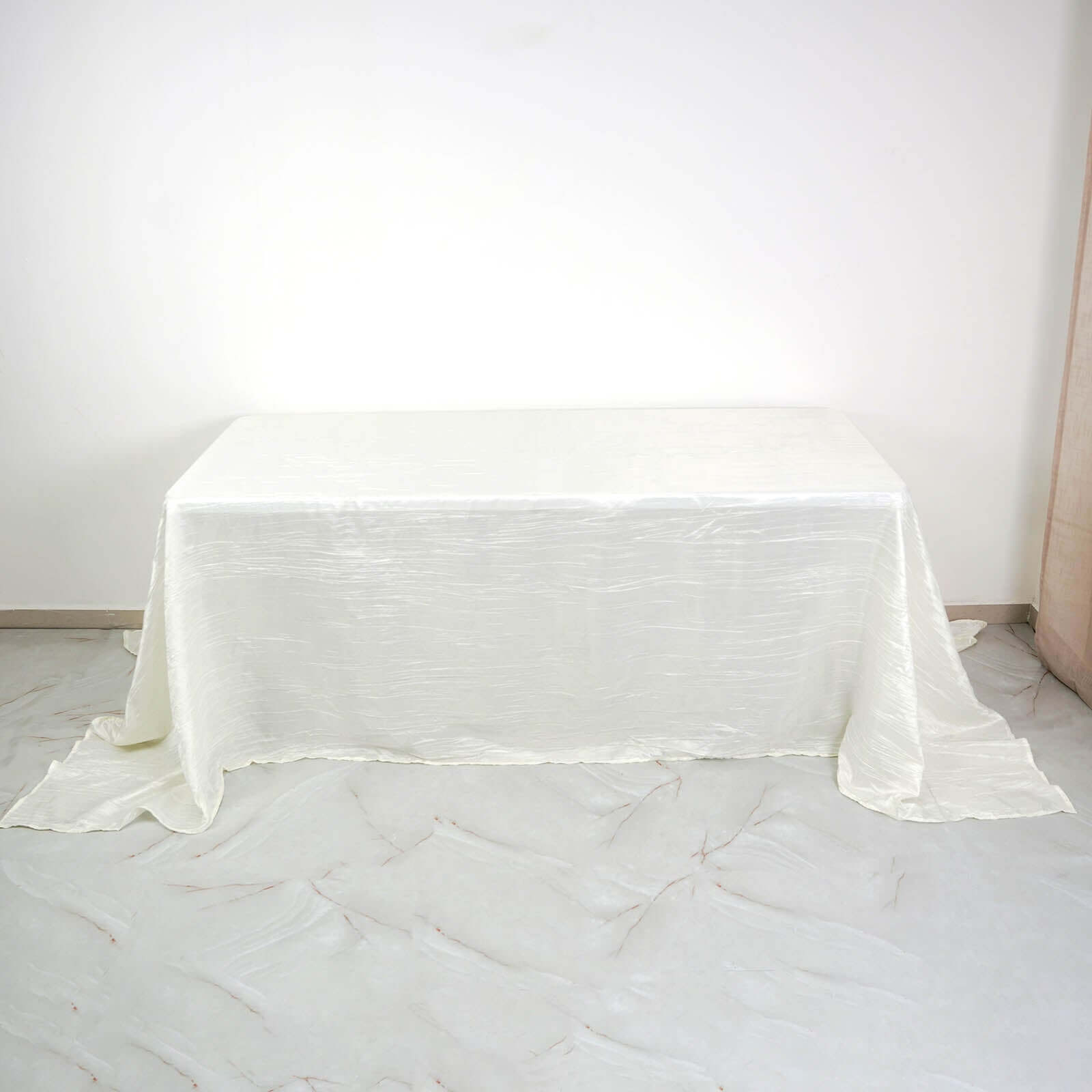 Taffeta 90"x132" Rectangle Tablecloth Ivory - Seamless Accordion Crinkle Table Cover