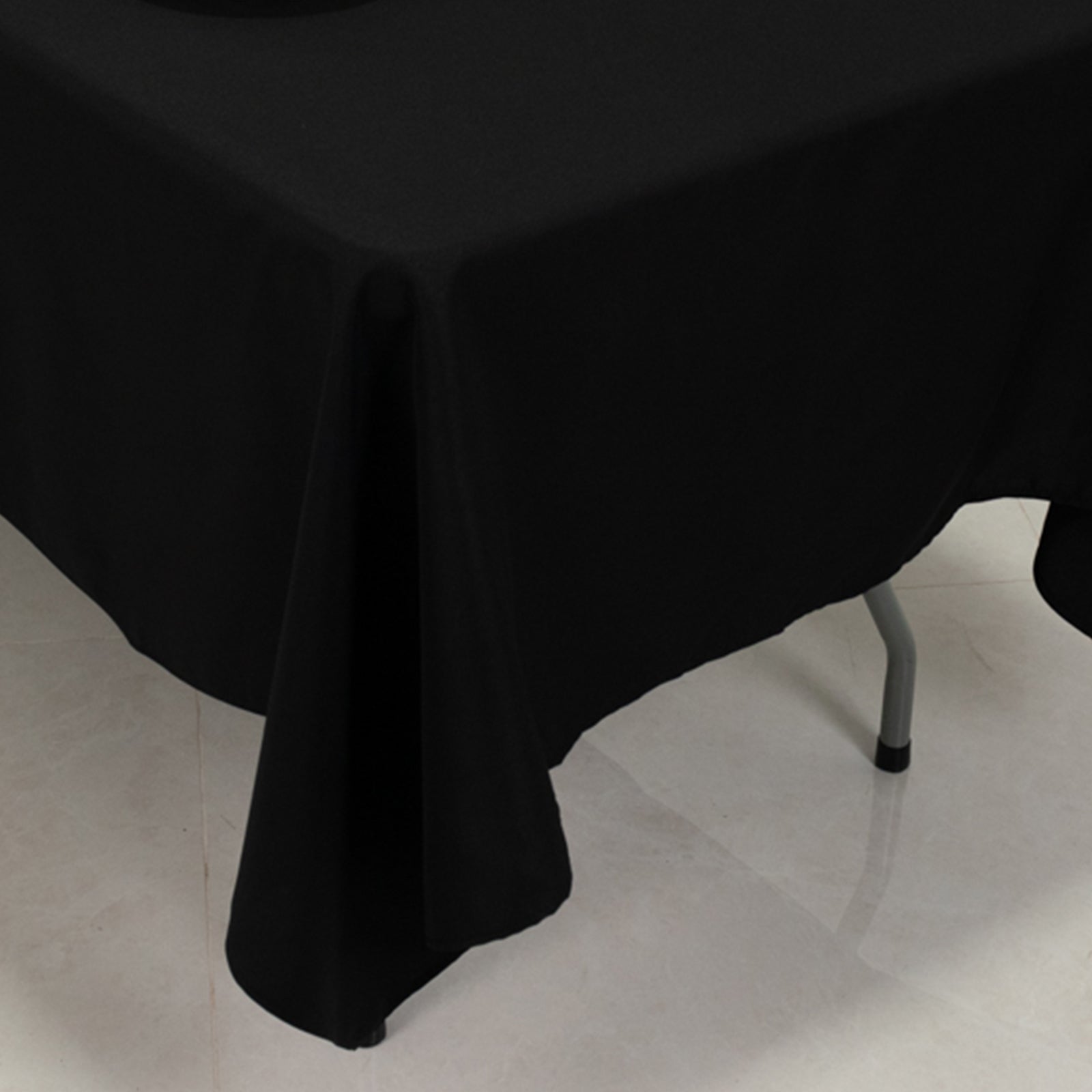 Fire Retardant Premium Polyester 60"x102" Rectangular Tablecloth Black - High-Performance Table Cover