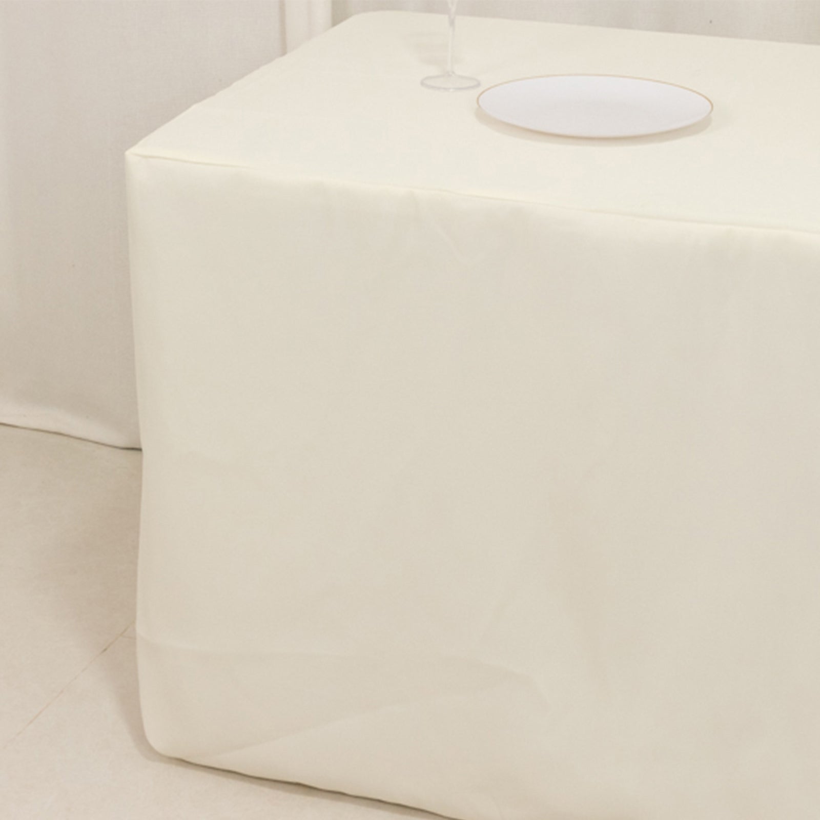 Fire Retardant Premium Polyester 6ft Rectangular Tablecloth Ivory Fitted High-Performance Table Cover