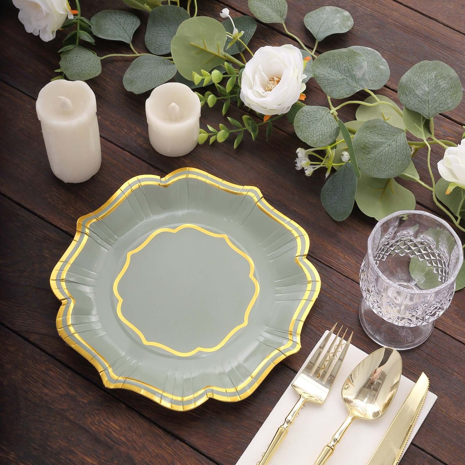 25-Pack Paper Dessert Plates in Sage Green with Gold Scallop Rim - Disposable 300GSM Appetizer Salad Plates 8"