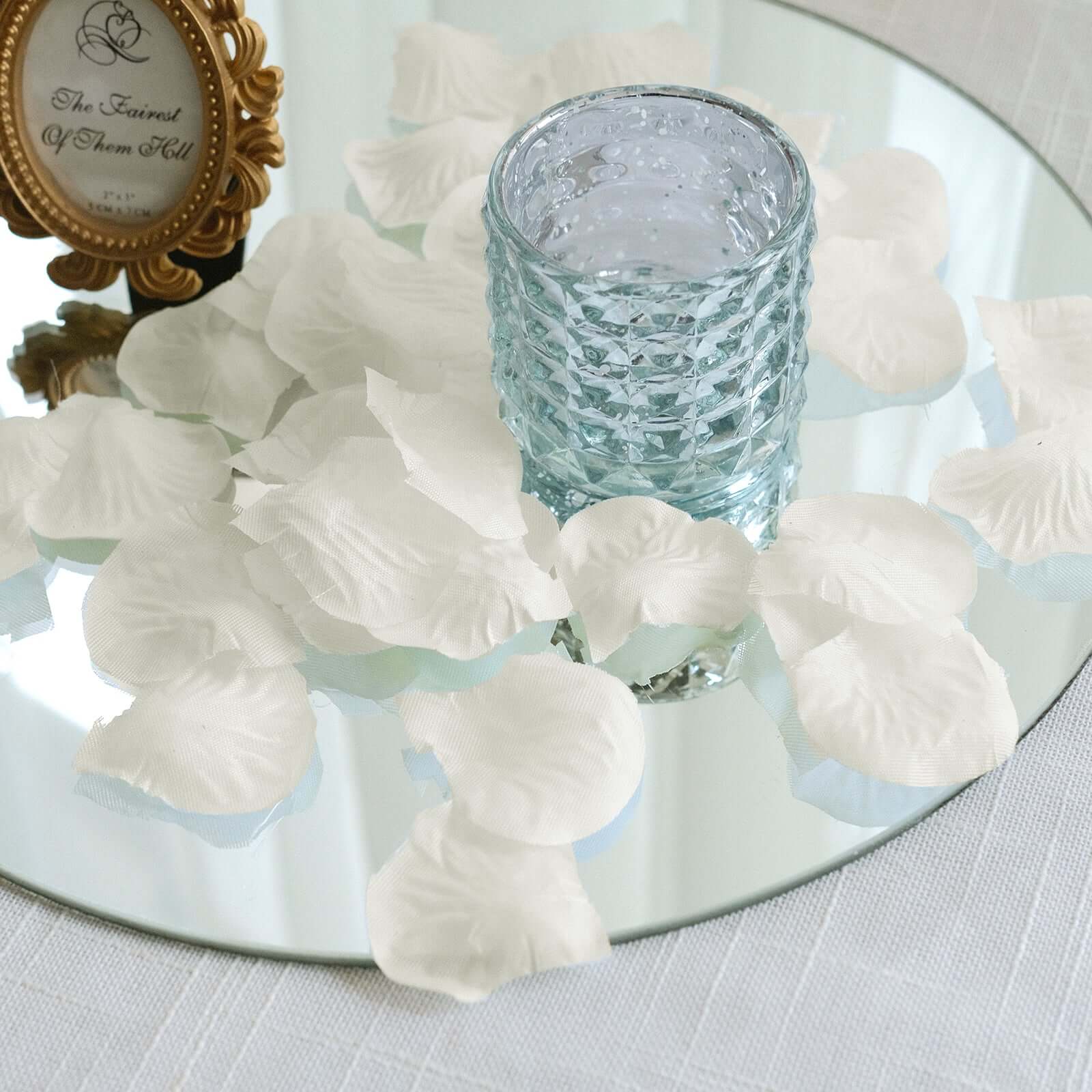 500-Pack Rose Petals Round Design Ivory Silk Confetti - Decorative Scatters for Tables and Floors