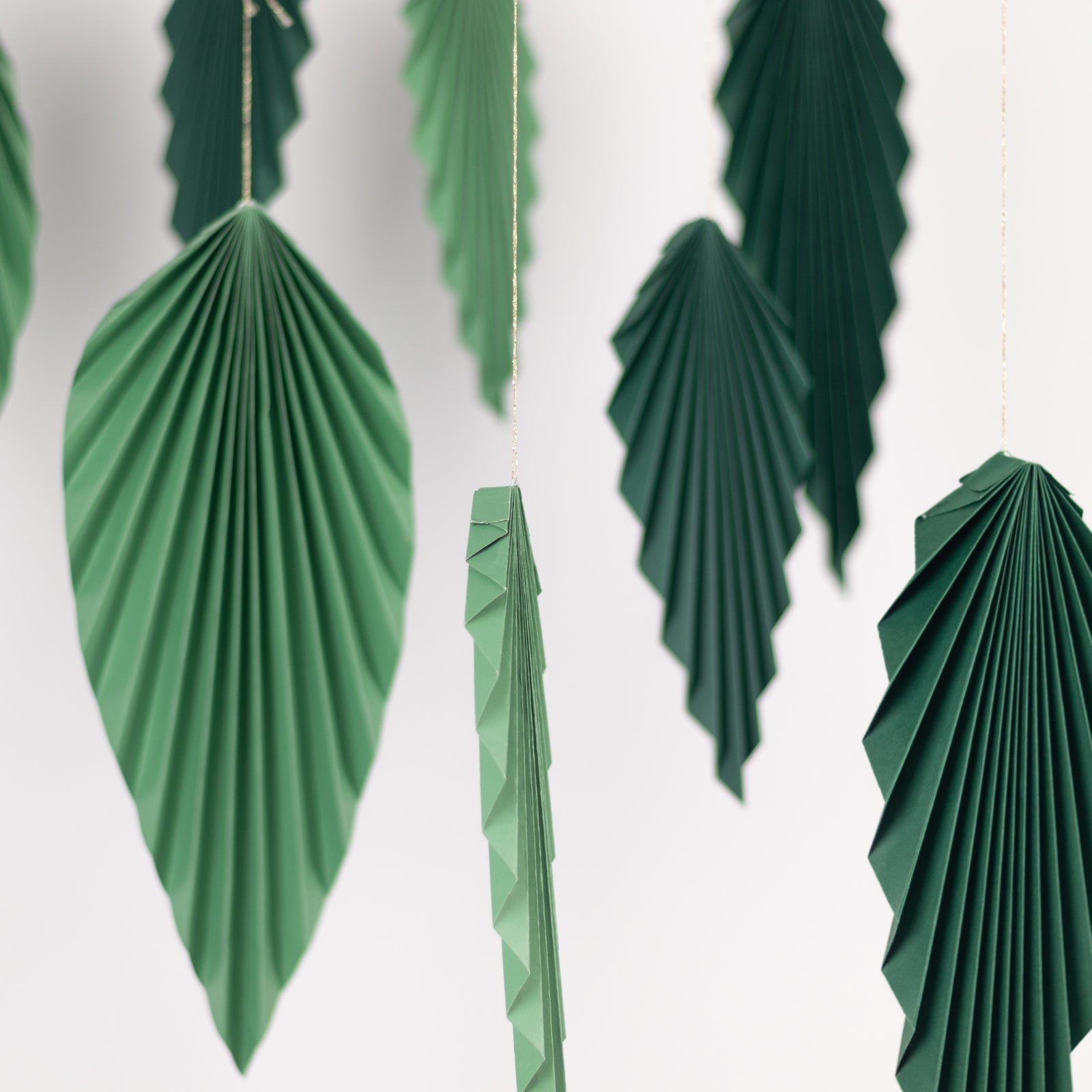 Set of 6 Mixed Green Leaves Hanging Paper Fans Backdrop Decor, Pre-Strung Foldable Tropical Palm Leaves Jungle Theme Party Supplies - 11",15"