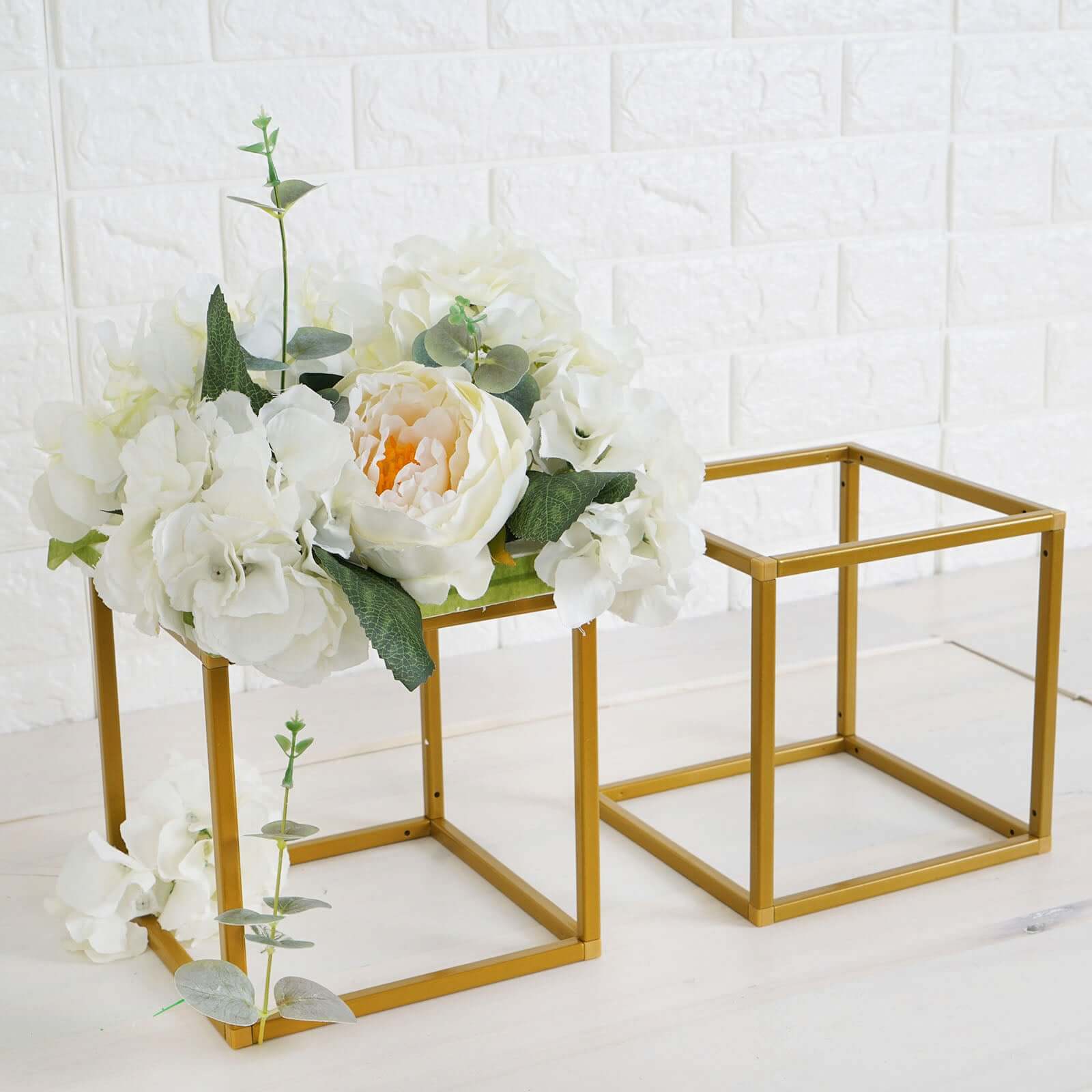 2-Pack Metal Flower Stands Gold Geometric Wedding Centerpieces Square Frame - Compact Design 8"