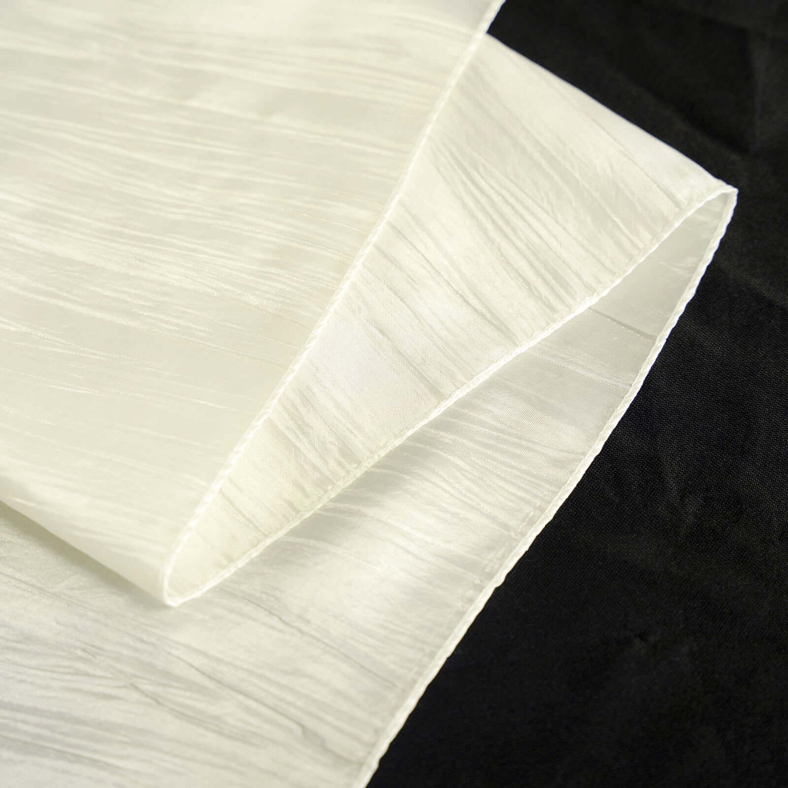Taffeta 90"x156" Rectangle Tablecloth Ivory - Accordion Crinkle Seamless Table Cover