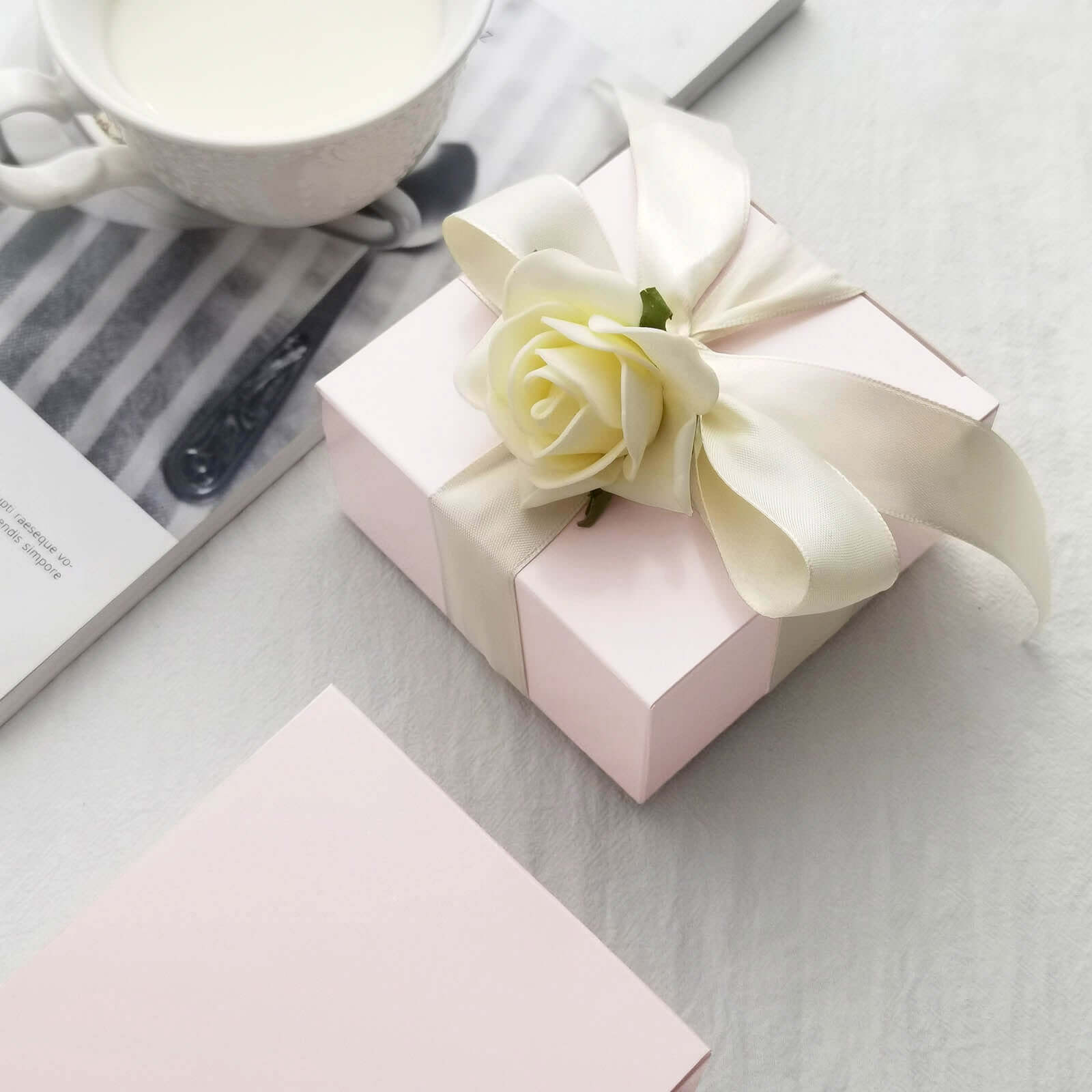 100 Pack 4"x4"x2" Blush Cake Cupcake Party Favor Gift Boxes, DIY