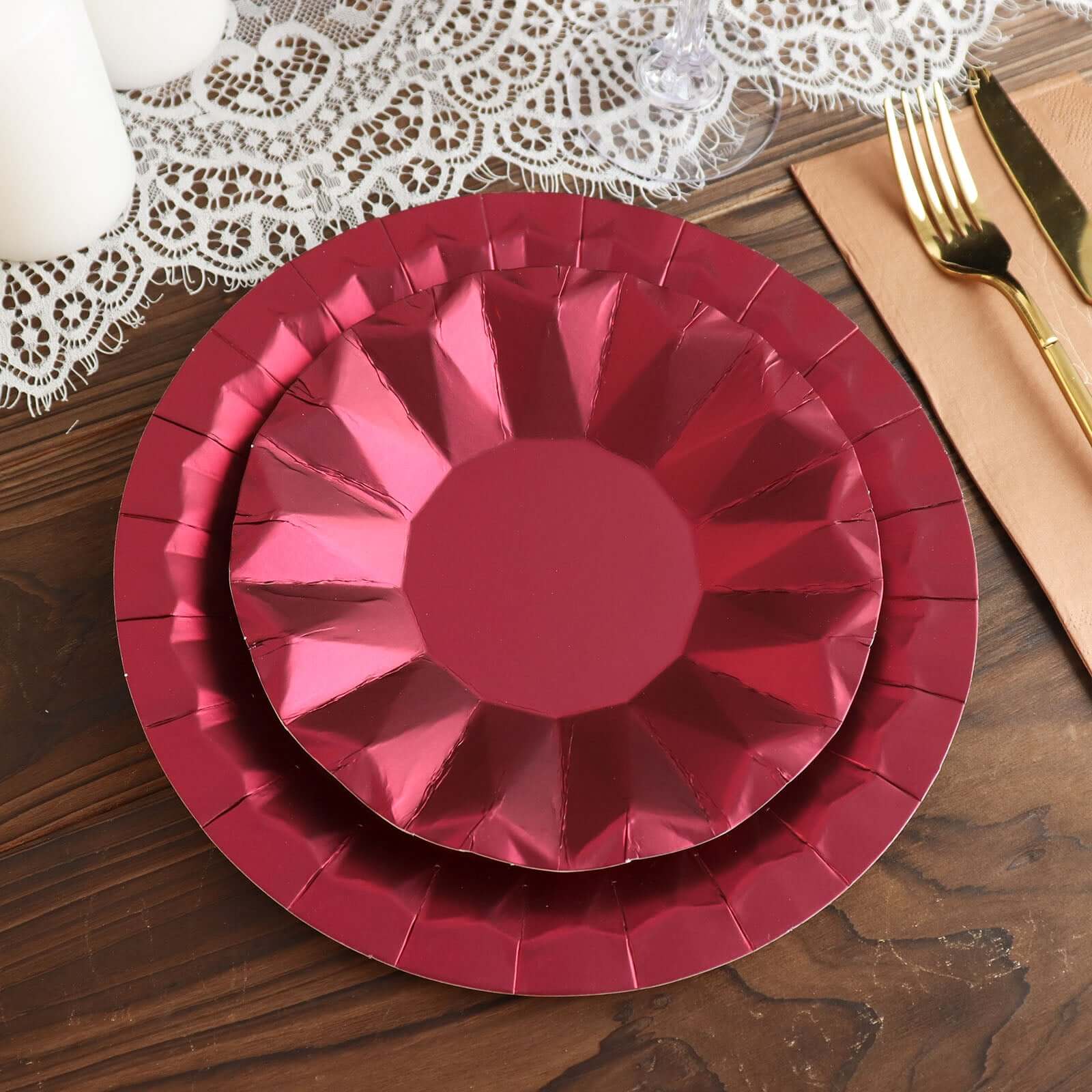 25-Pack Paper 9" Round Dinner Plates in Burgundy with Geometric Prism Rim - Disposable 400GSM Party Plates