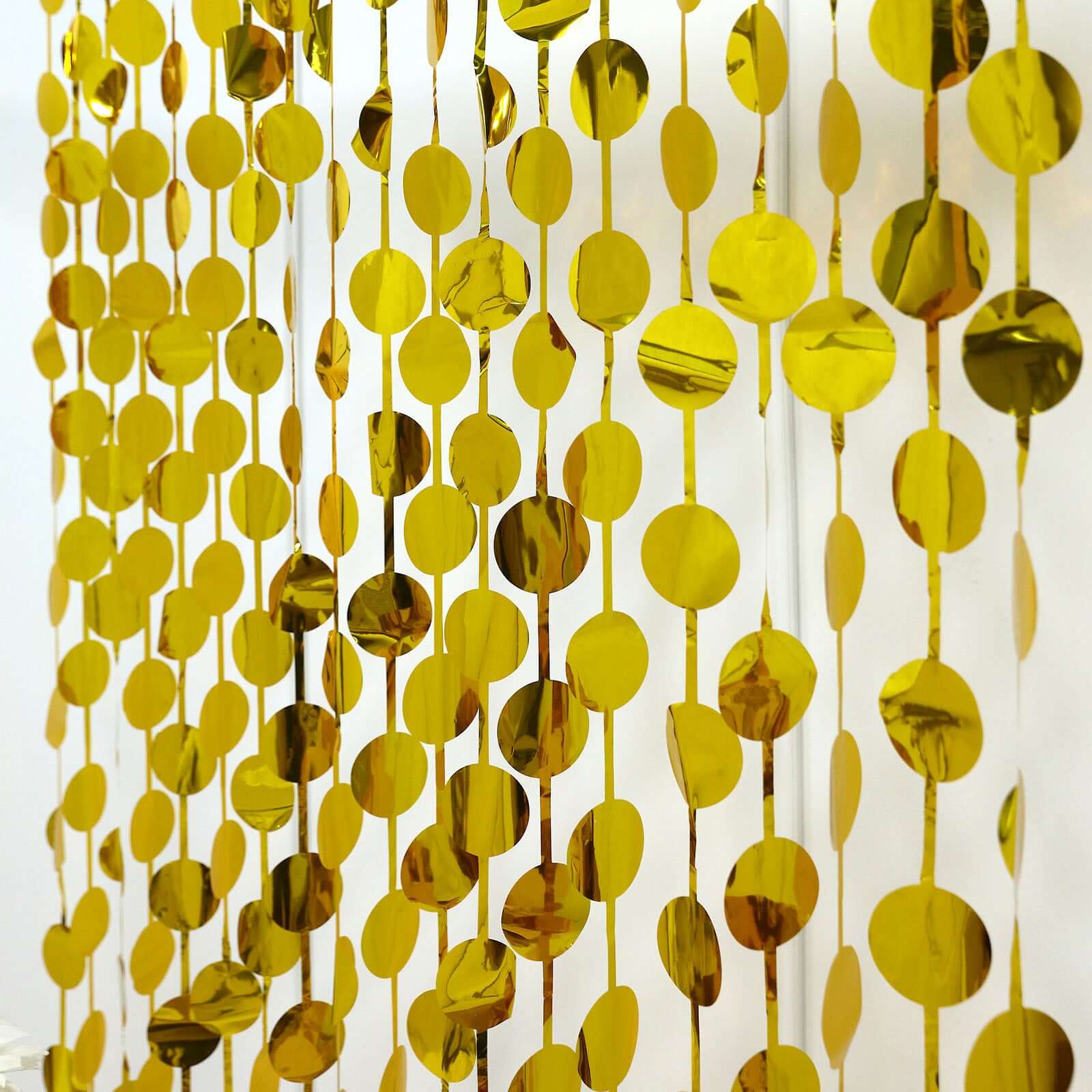 Gold Round Chain Foil Fringe Curtain Party Backdrop, Metallic Gold Tinsel Streamer Party Decor - Door Window Foil Curtain - 3ftx6.5ft