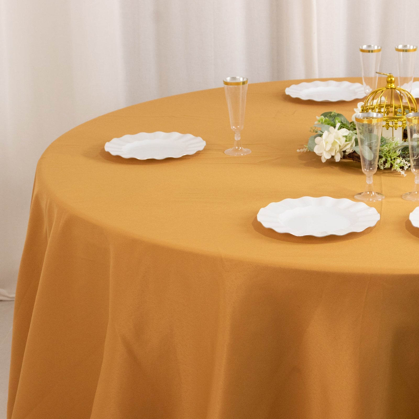 Premium Polyester 132" Round Tablecloth Gold - Seamless 220GSM Wrinkle-Resistant Design for Upscale Occasions
