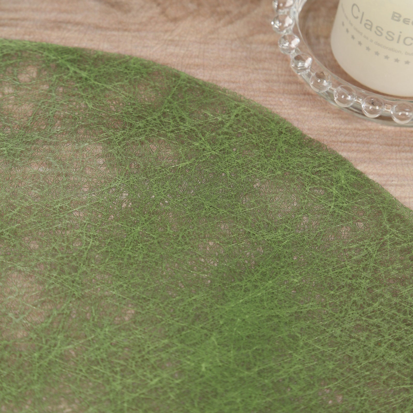 50 Pack Disposable Olive Green Placemats, 13" Non-Woven Mesh Fiber Round Table Mats for Dining & Events