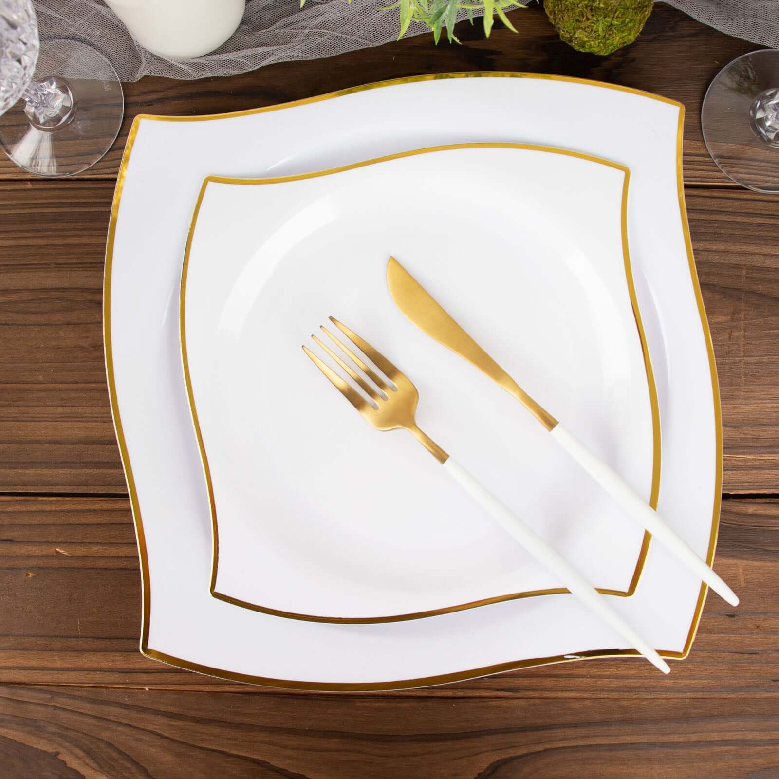 10-Pack Plastic 10" Square Dinner Plates in White with Gold Wavy Rim Modern - Disposable Party Plates for Luxe Events & Banquets