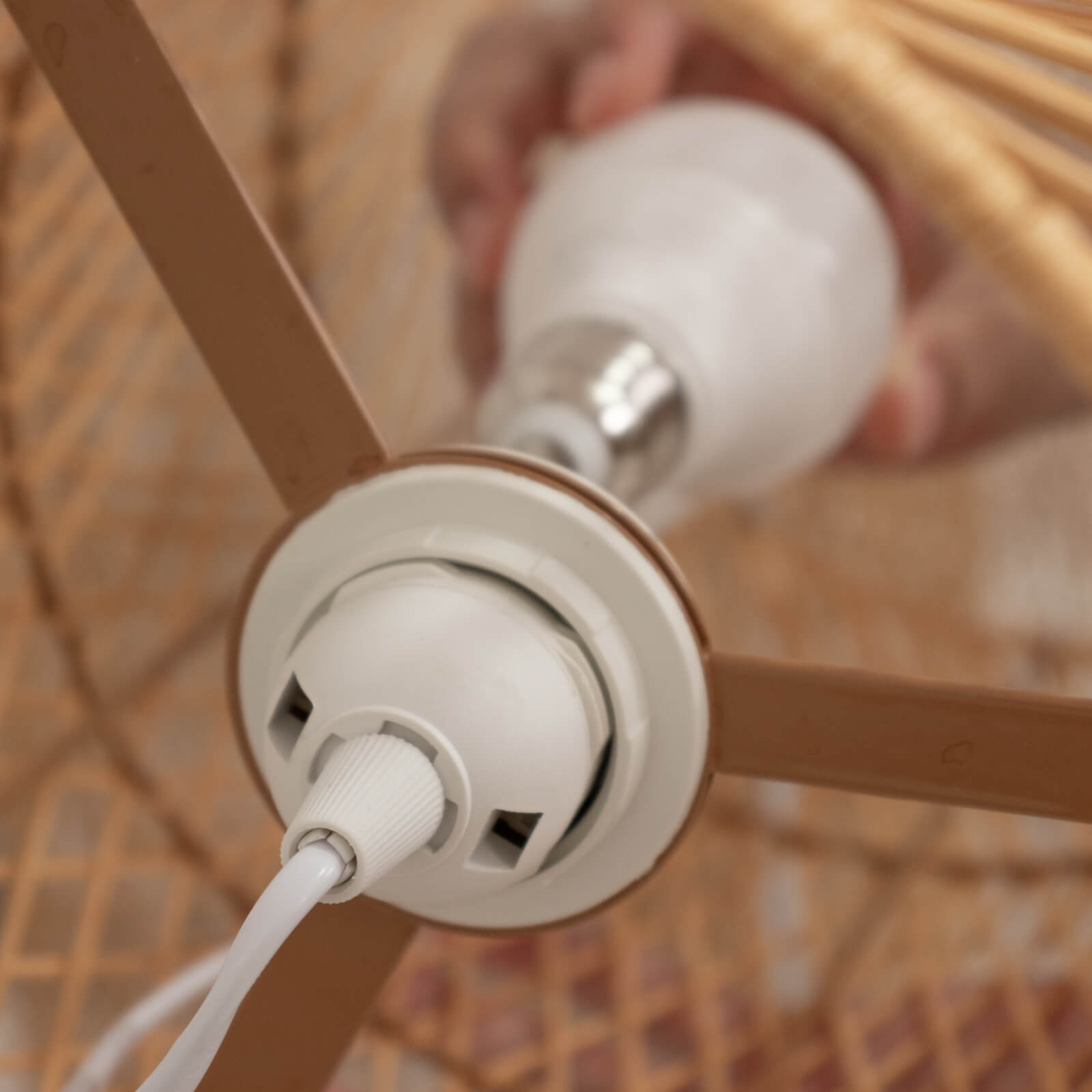 3 Pack E27 Light Socket with 6ft Plug-in Cord, On/Off Switch, 150W Max, US Plug, White – Ideal for Pendant Lights, Workspaces, Kitchen, and Home Lighting