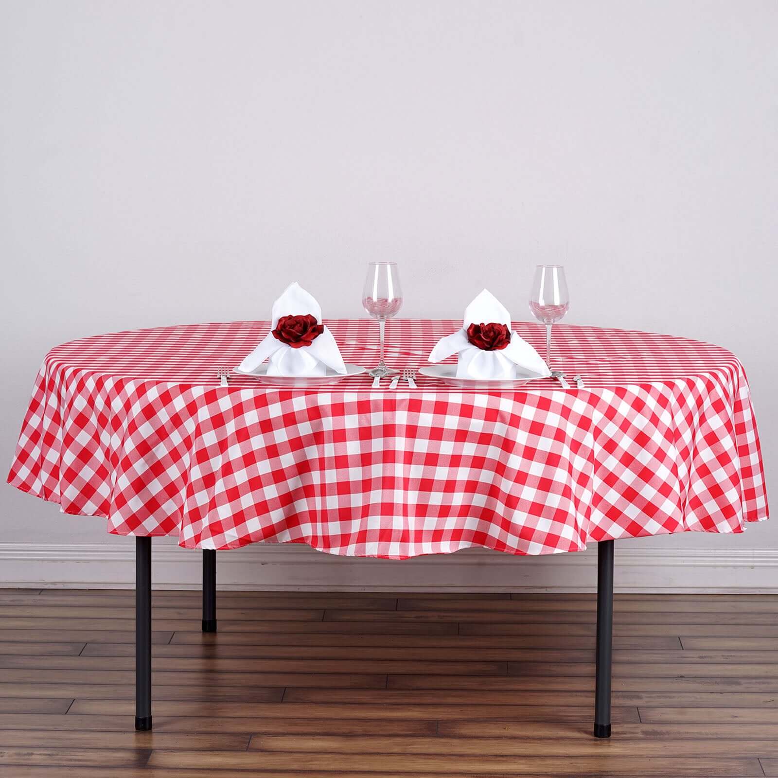 Polyester 70" Round Tablecloth White/Red - Checkered Buffalo Plaid Table Cover