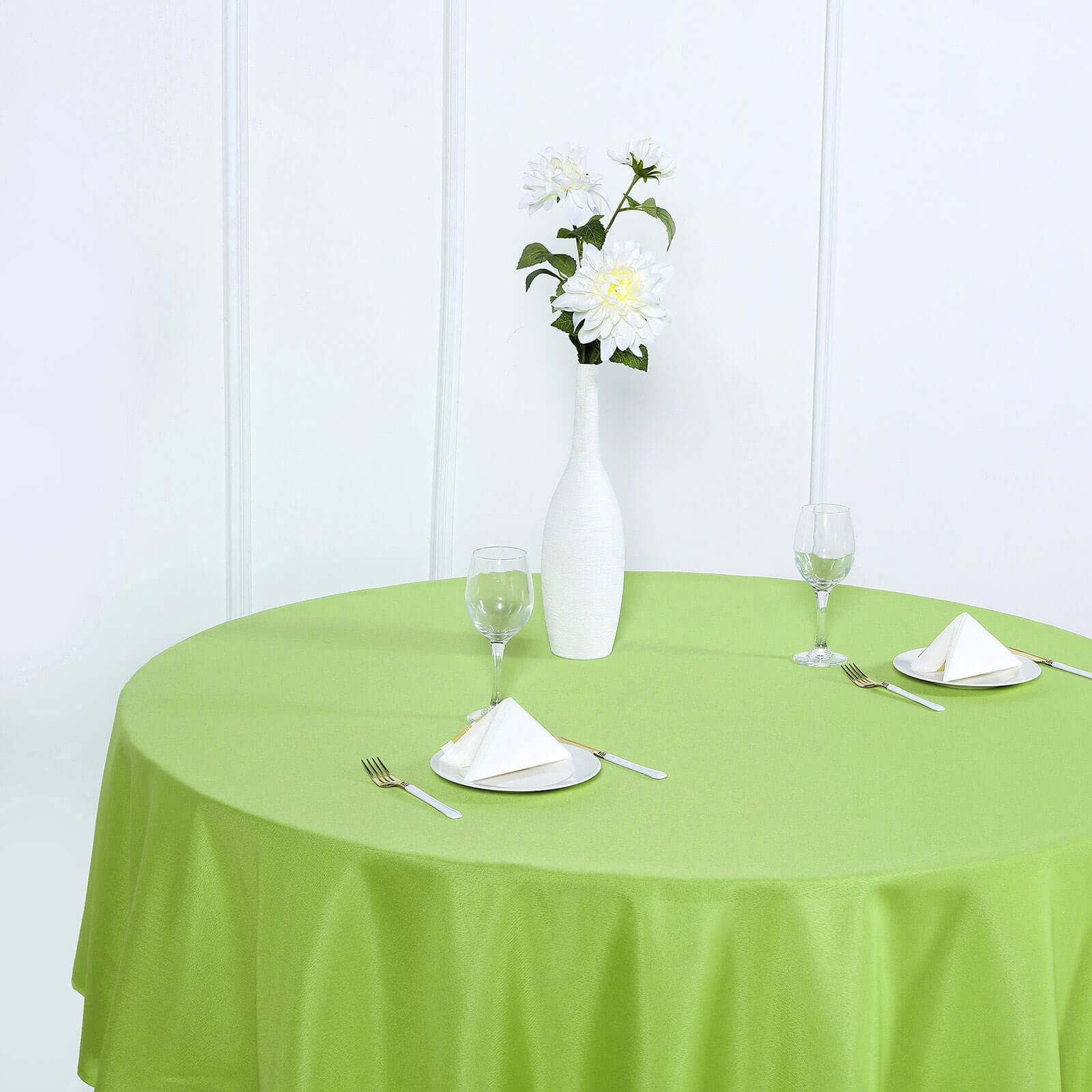 Polyester 90" Round Tablecloth Apple Green - Stain & Wrinkle-Resistant Table Cover