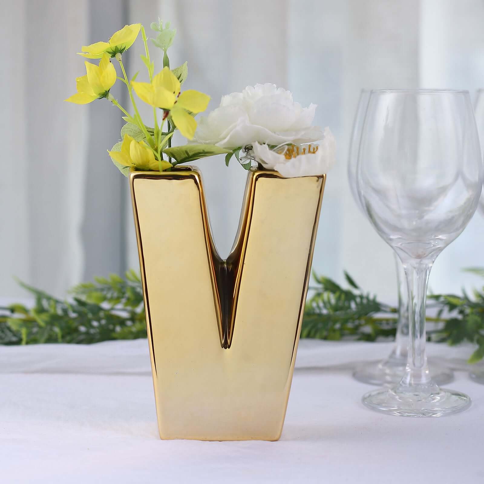 Shiny Ceramic Vase Letter "V" Gold Plated - Chic Bud Planter Pot for Events & Decor 6"