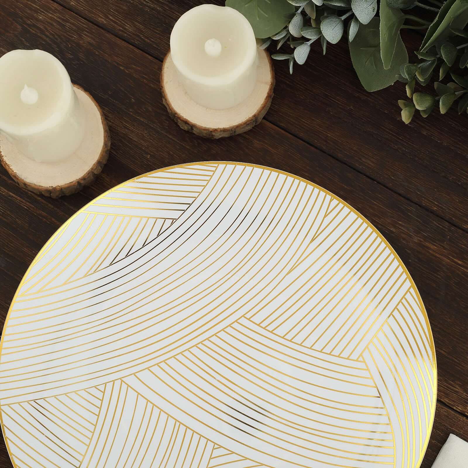 10-Pack Plastic 10" Round Dinner Plates in White with Gold Wave Brush Strokes Pattern - Disposable Party Plates for Modern & Classy Table Decor