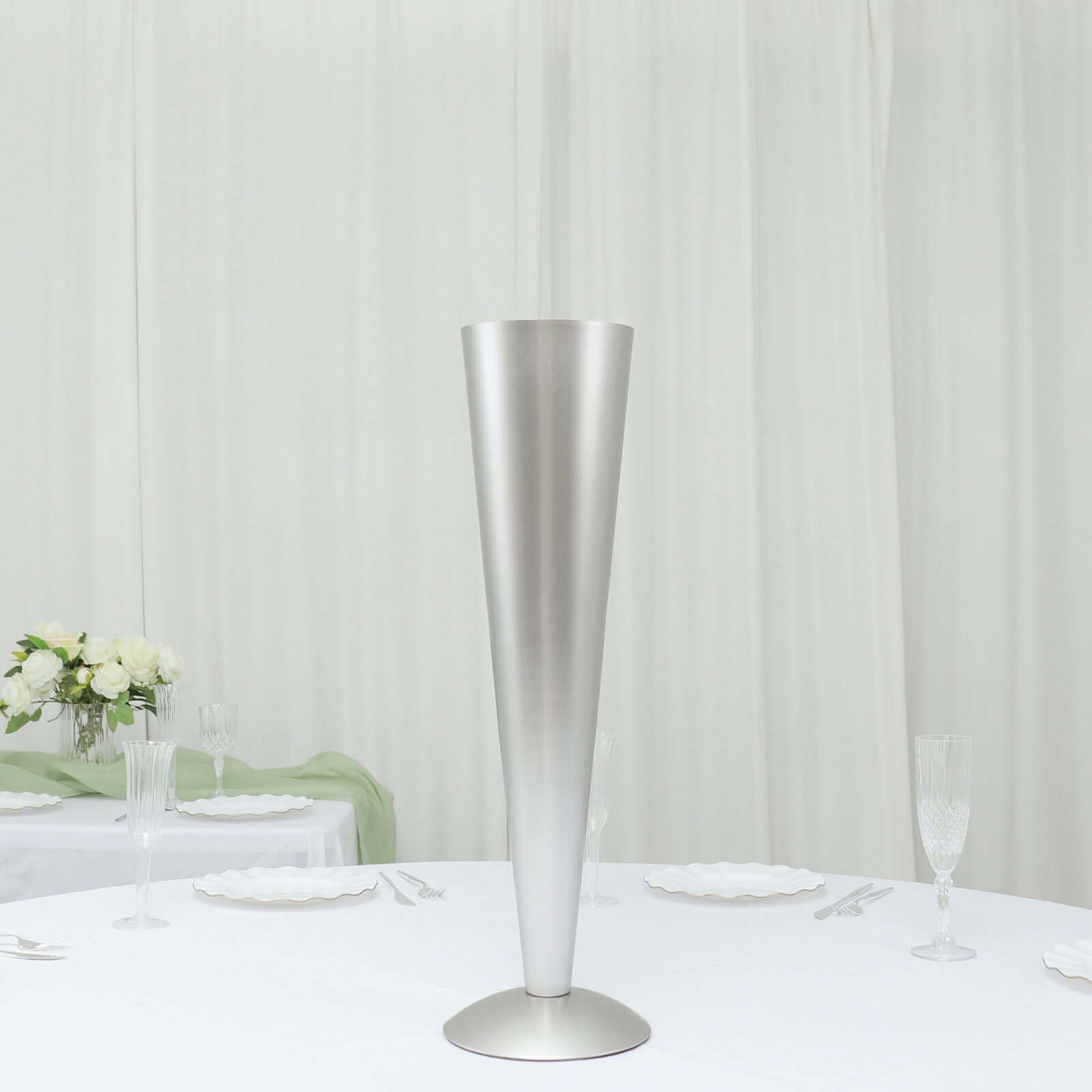 Metal Trumpet Vase Brushed Silver - Durable Design for Stylish Wedding Decor 28"